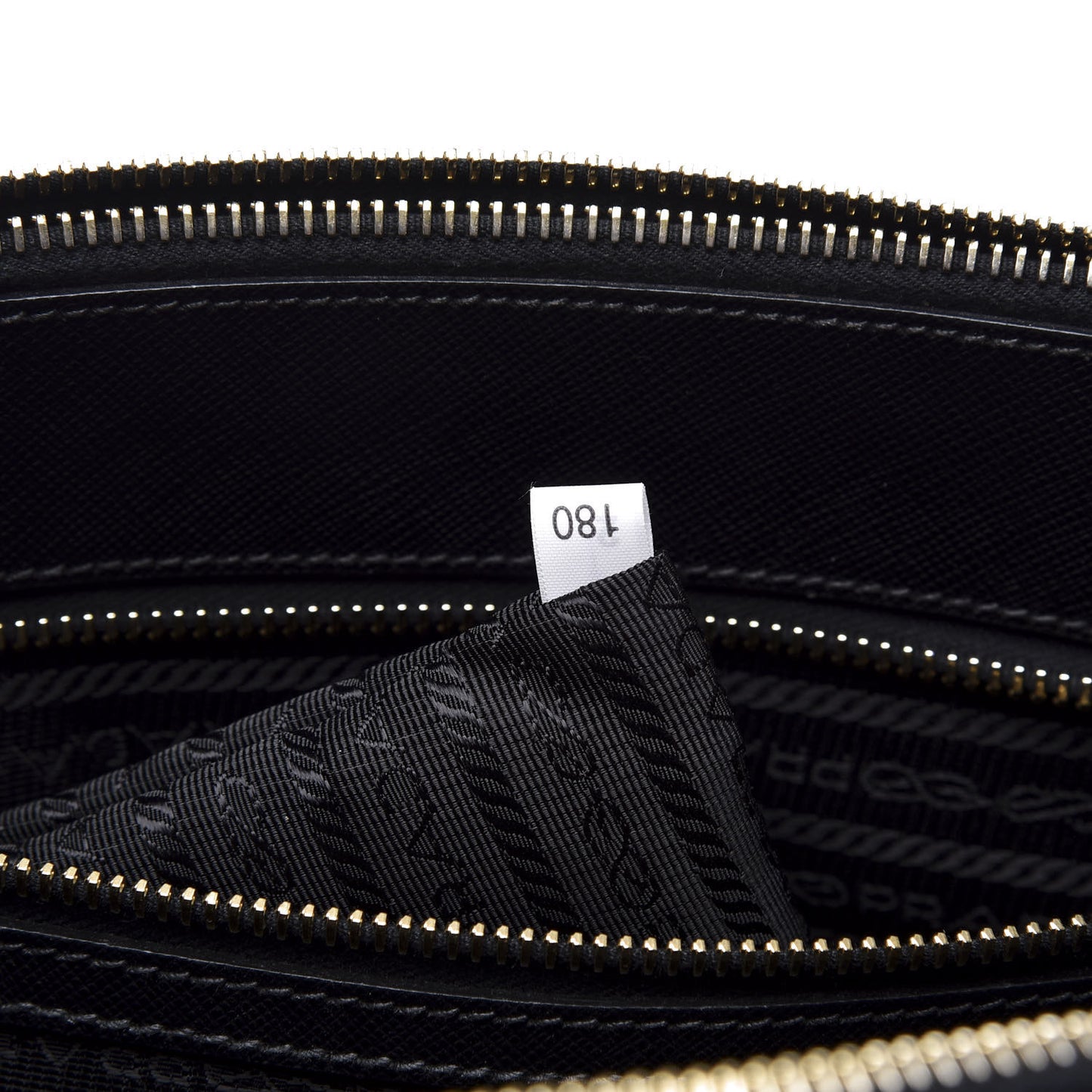 Saffiano Medium Galleria Double Zip Tote Black
