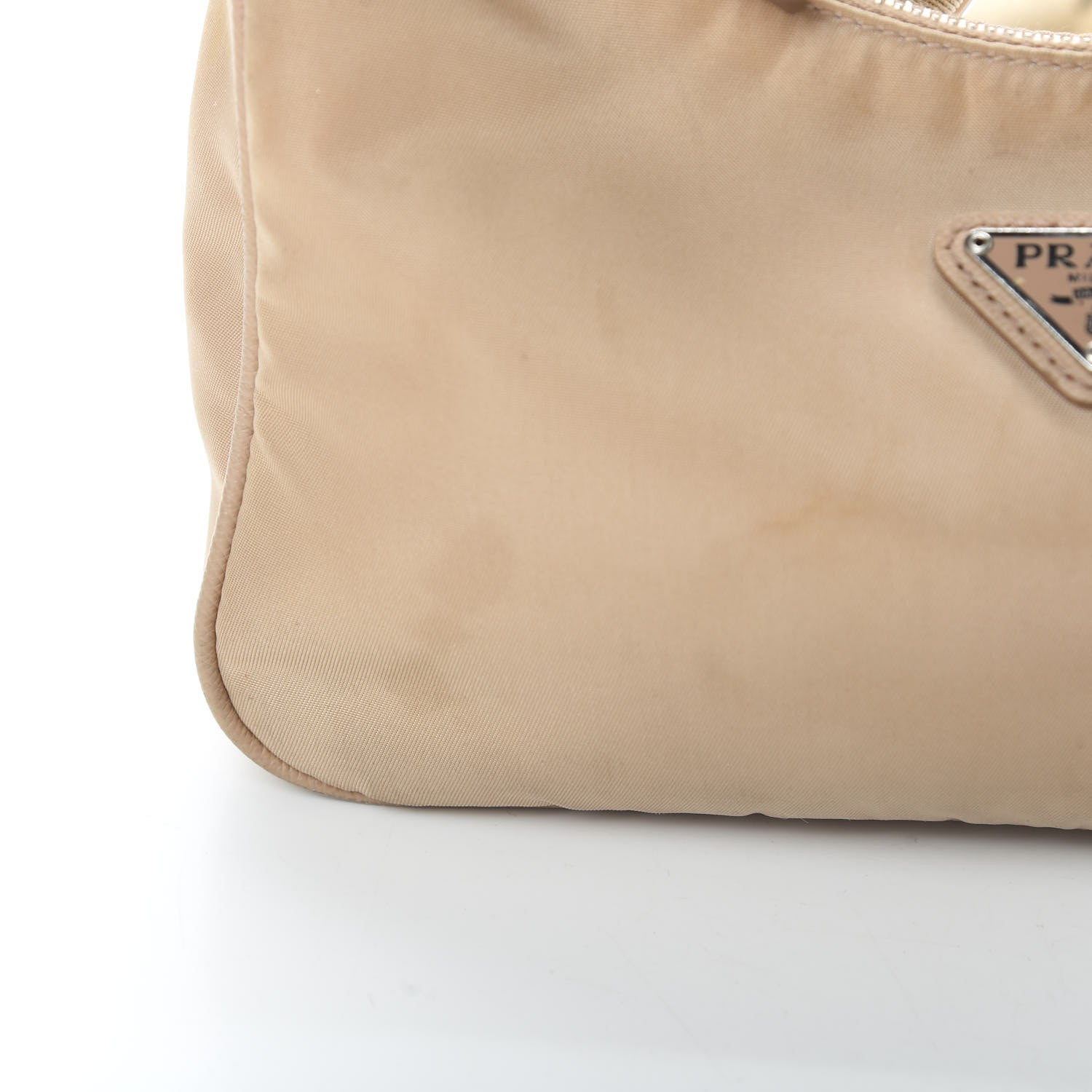 Prada Nylon Re-Edition 2005 Shoulder Bag Cammeo 15 of 15