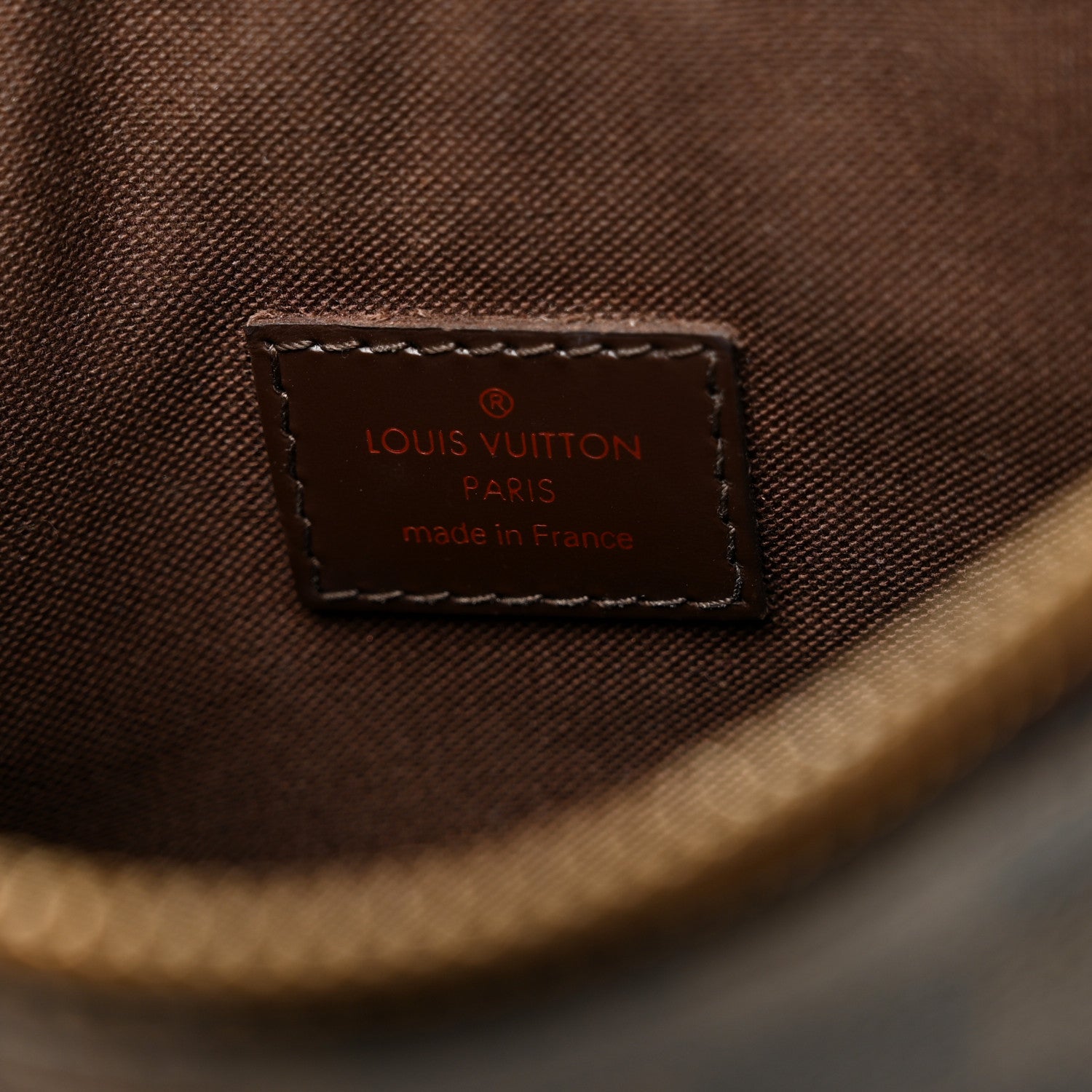 Louis Vuitton Damier Ebene Pochette Melville 6 of 10