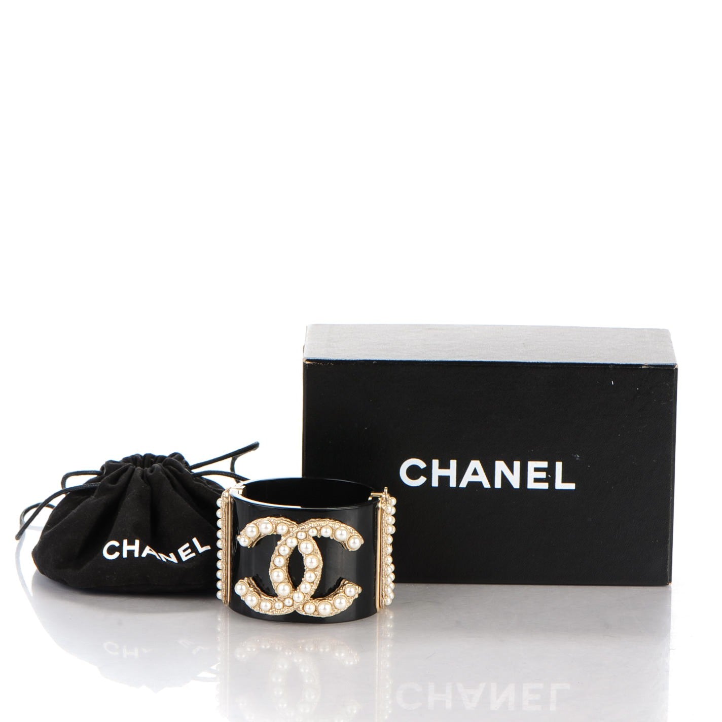 Chanel Resin Pearl CC Cuff Black 6 of 6