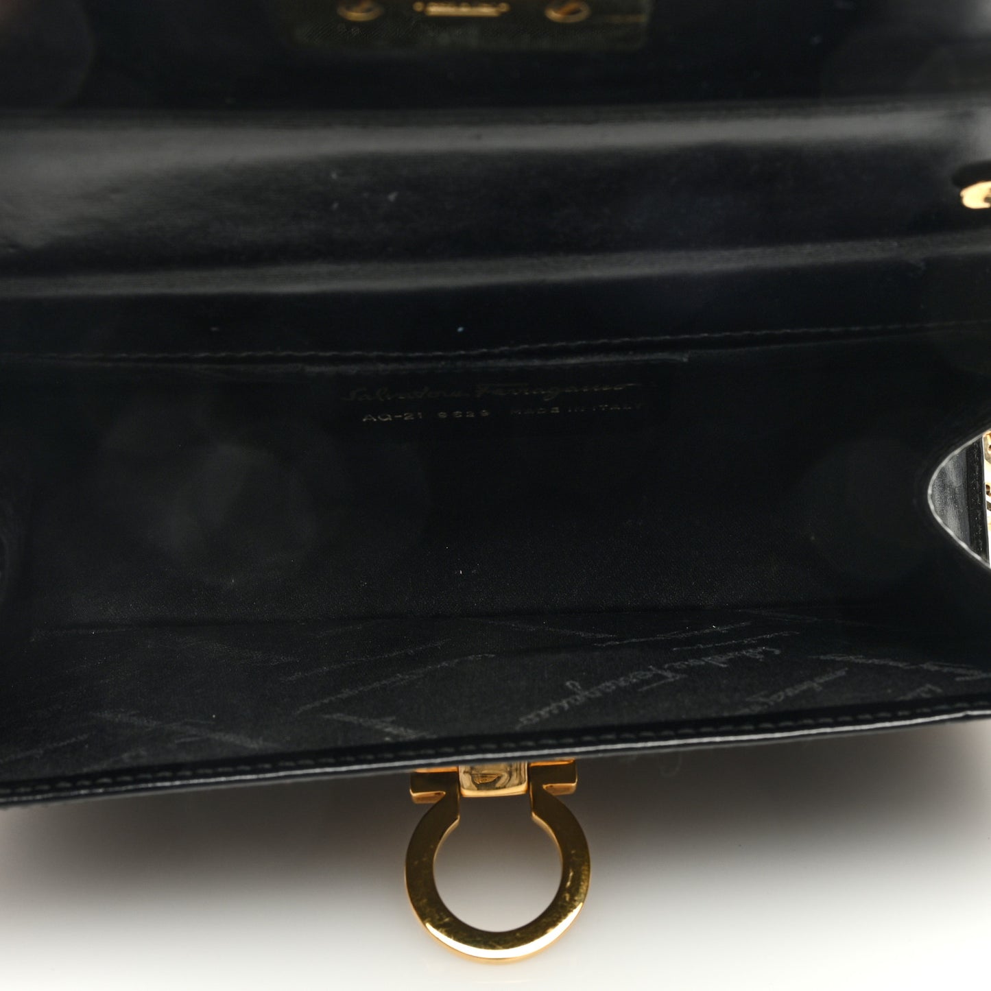 Calfskin Small Britt Boston Black