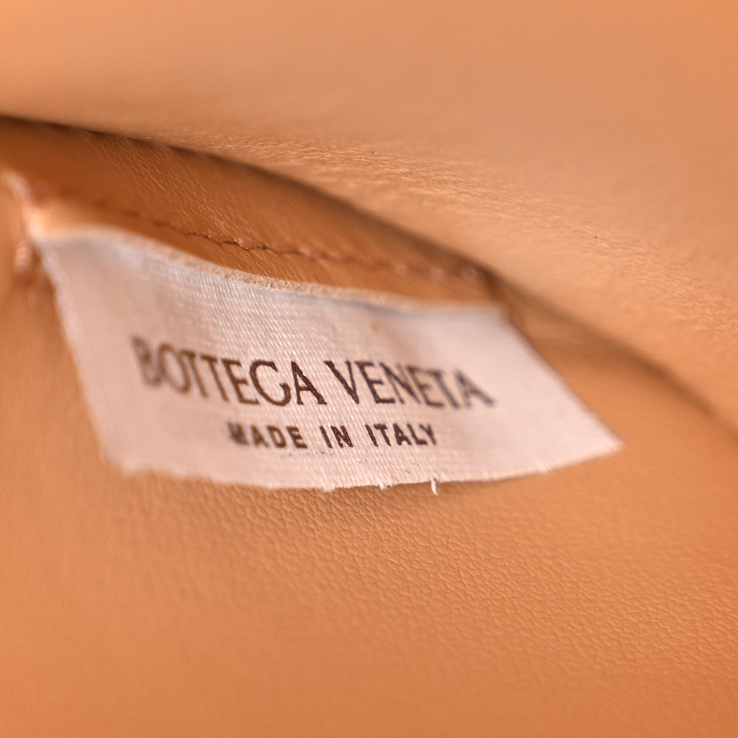 Bottega Veneta Nappa Maxi Intrecciato Medium Bill Pouch Almond 7 of 8