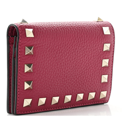 Valentino Garavani Pebbled Calfskin Rockstud Bi-Fold Card Holder Raspberry 3 of 6