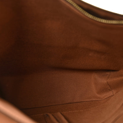 Louis Vuitton Monogram Beaubourg MM Messenger Bag 5 of 11