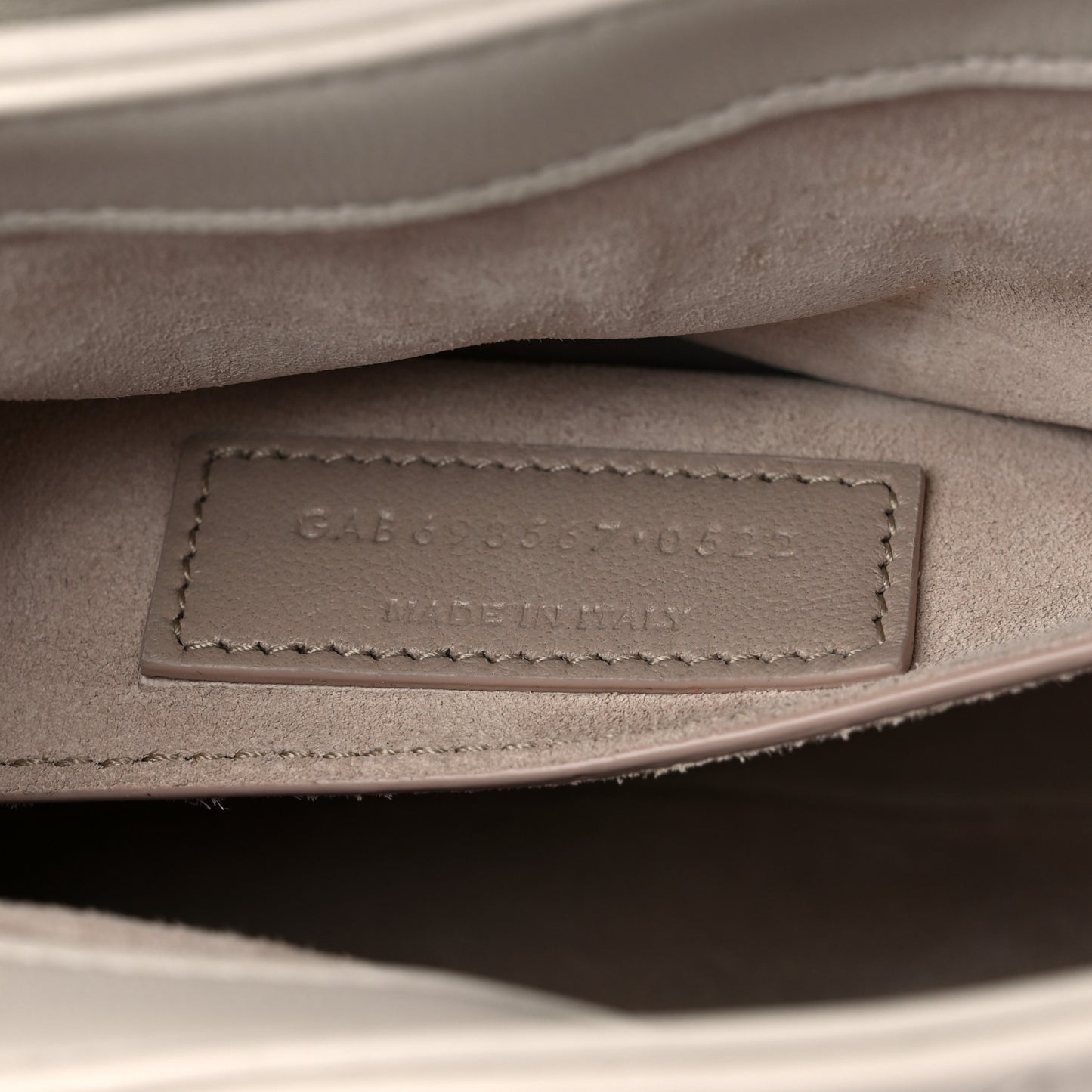 Lambskin Quilted Le 57 Diamond Shoulder Bag Crema Soft