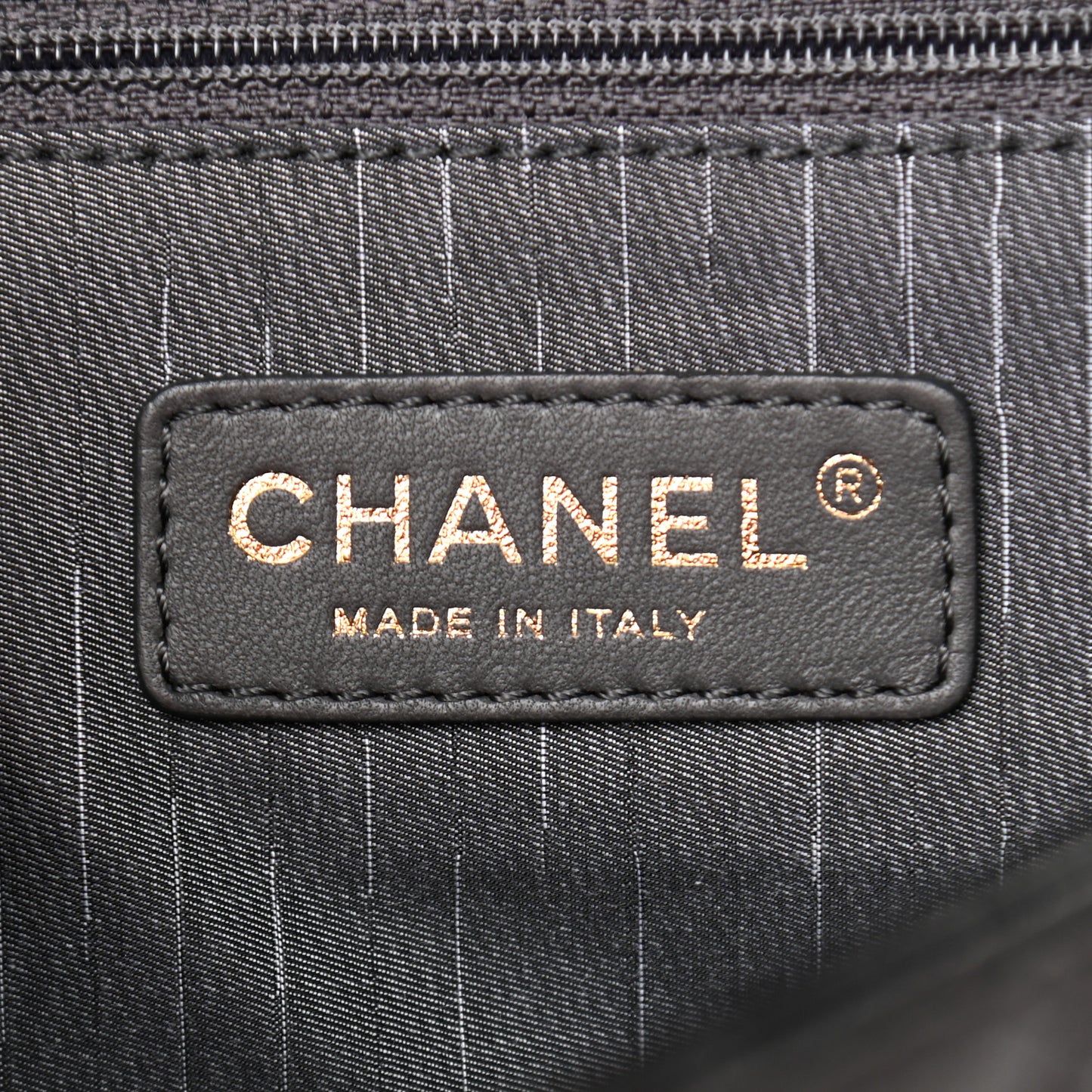 Lambskin Quilted Medium Westminster Pearl Flap Black