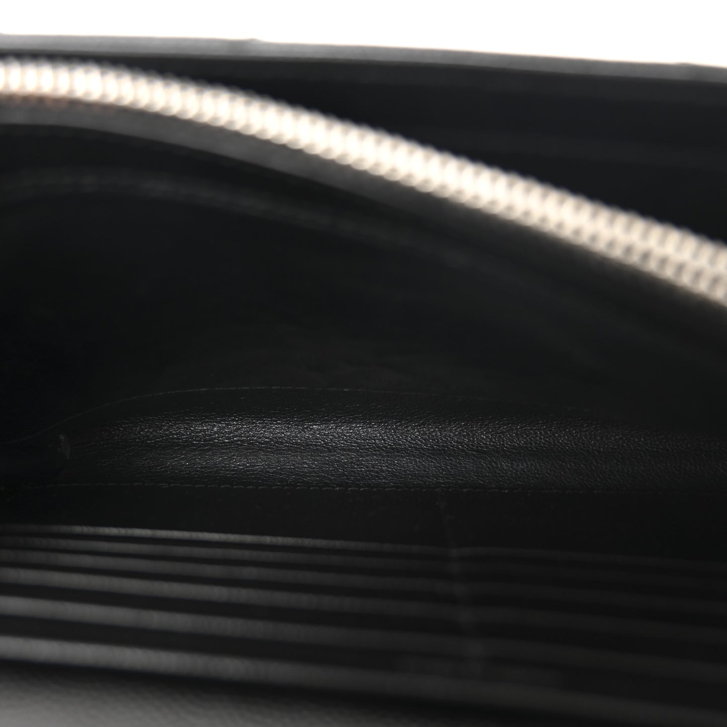 Grain De Poudre Matelasse Chevron Monogram Chain Wallet Black