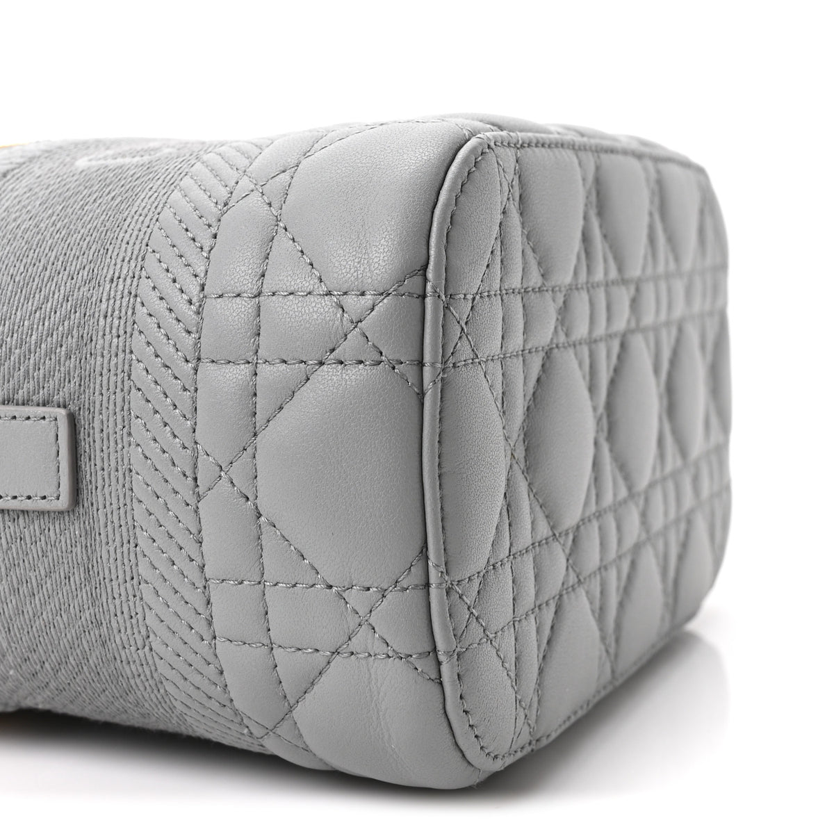 Lambskin Cannage Small Diortravel Vanity Case Cloud Blue