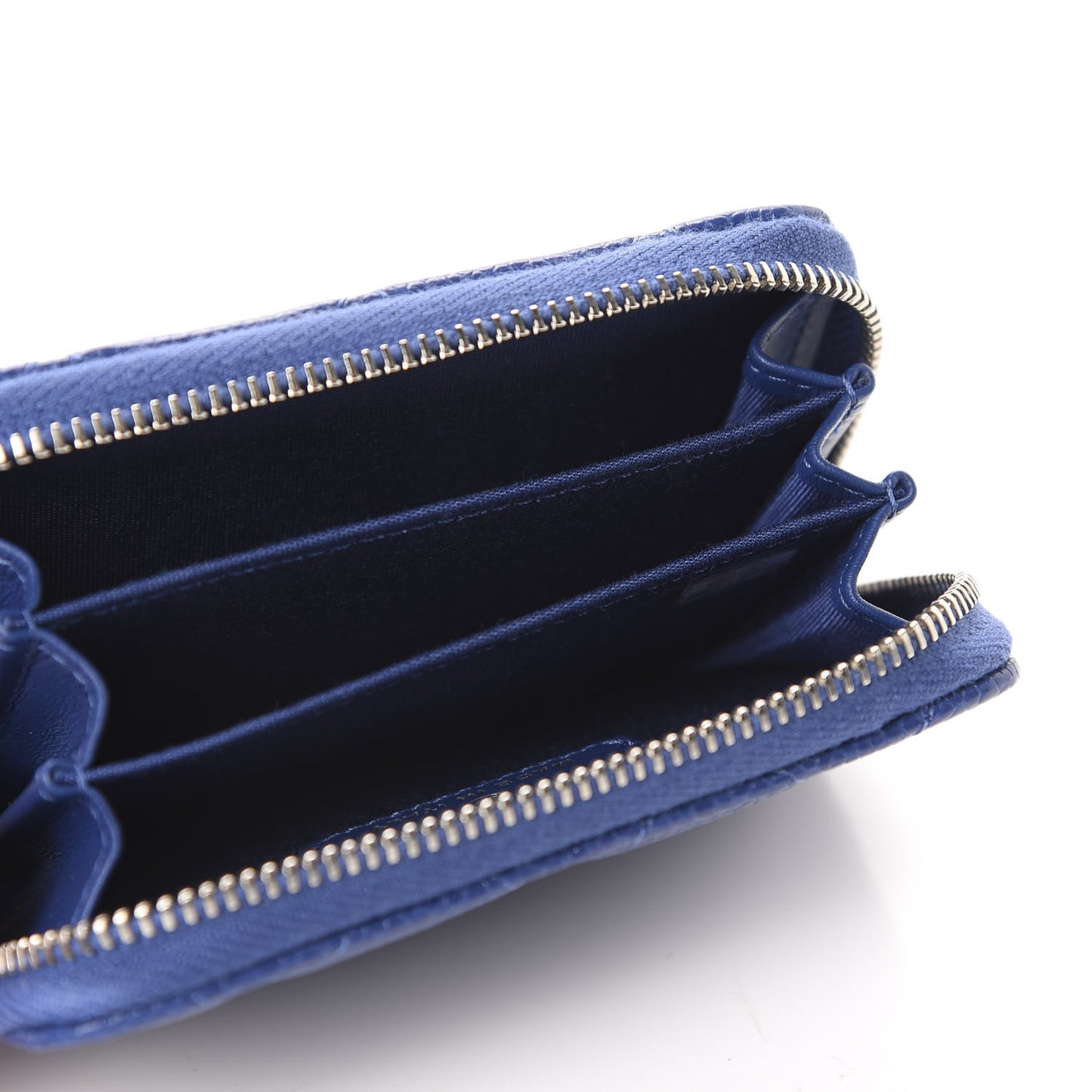 Caviar Quilted Incognito Zip Coin Purse Blue