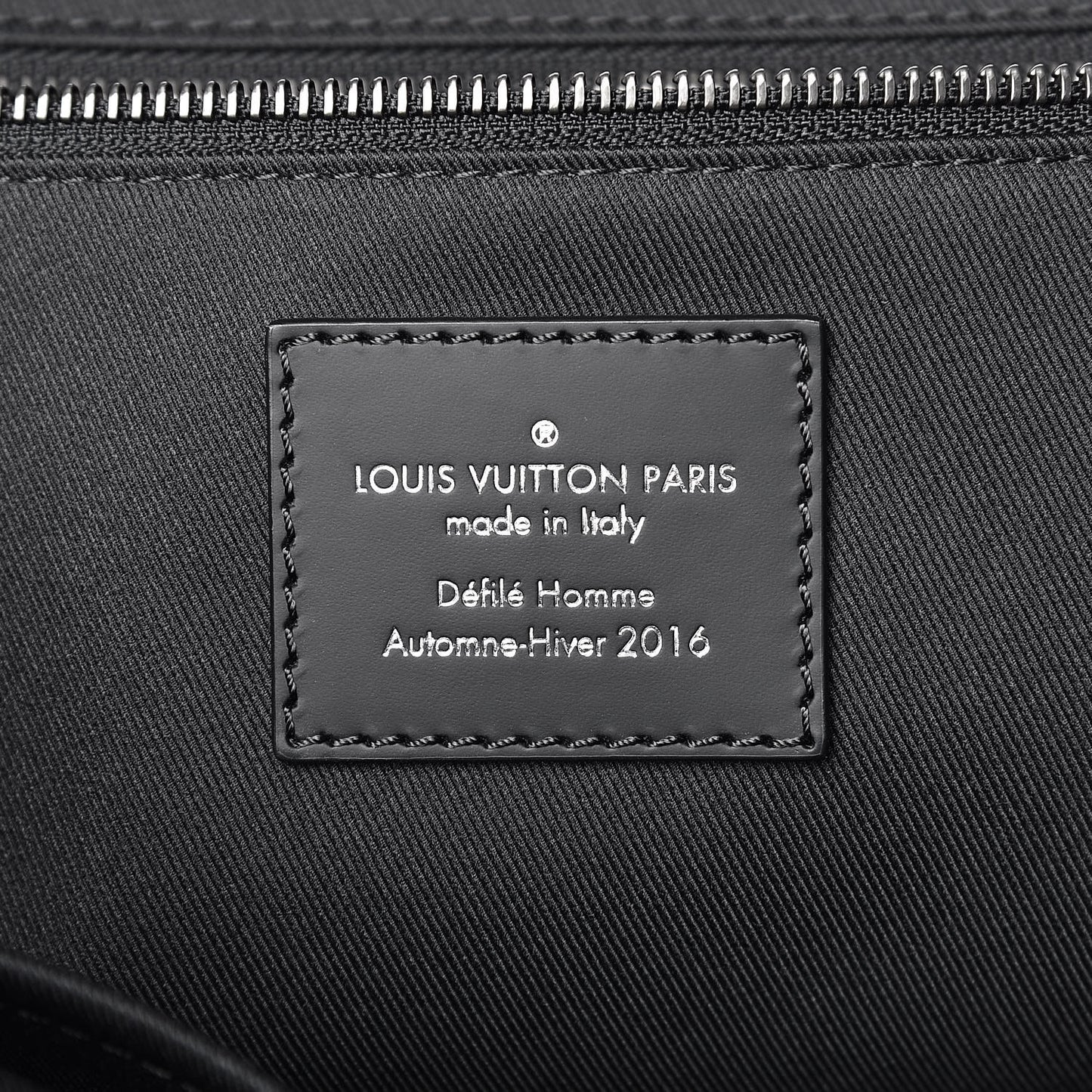 Monogram Eclipse Voyager Messenger MM
