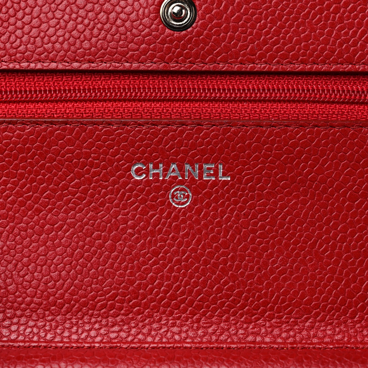 Caviar Quilted Wallet on Chain WOC Red
