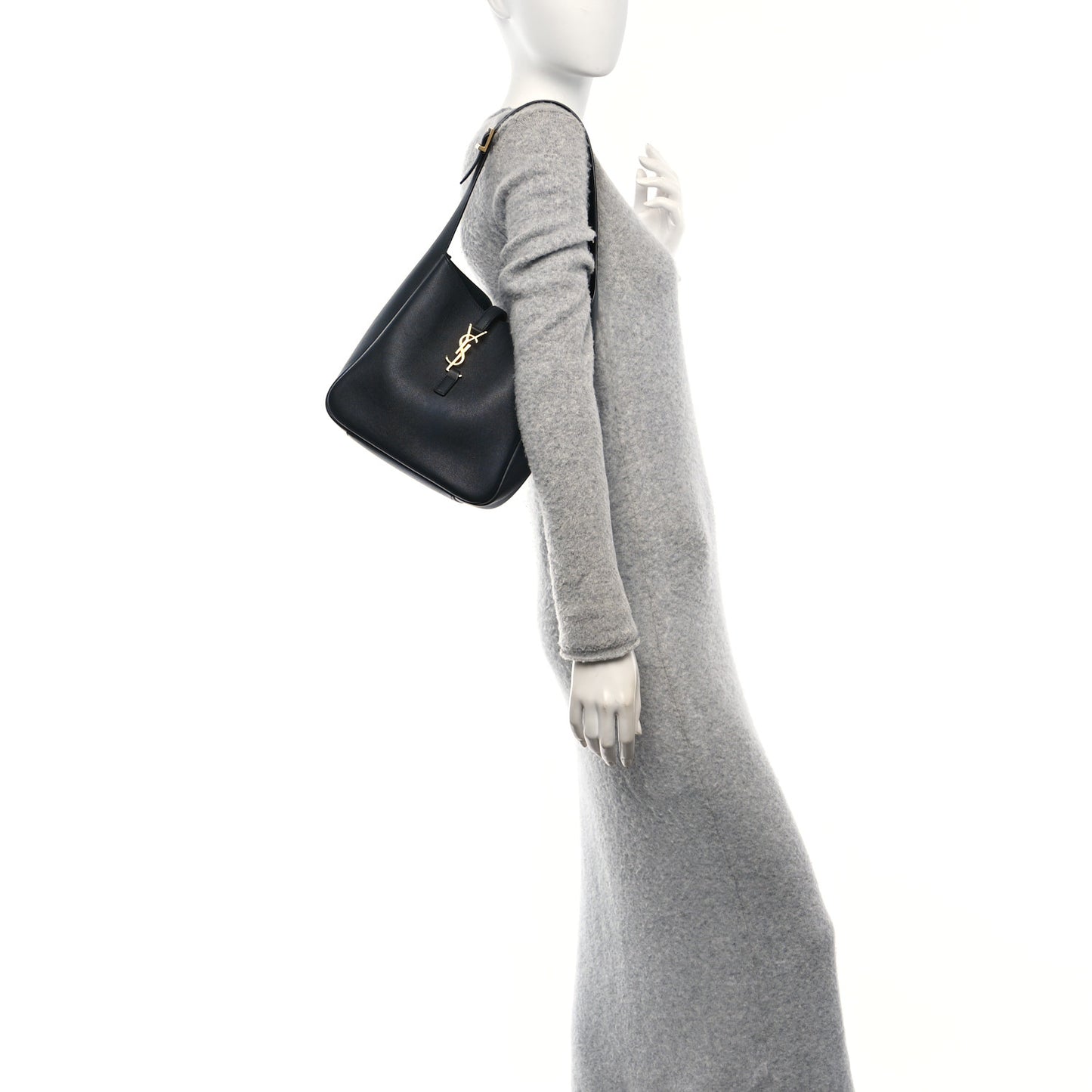 Smooth Calfskin Small Le 5 A 7 Soft Hobo Black