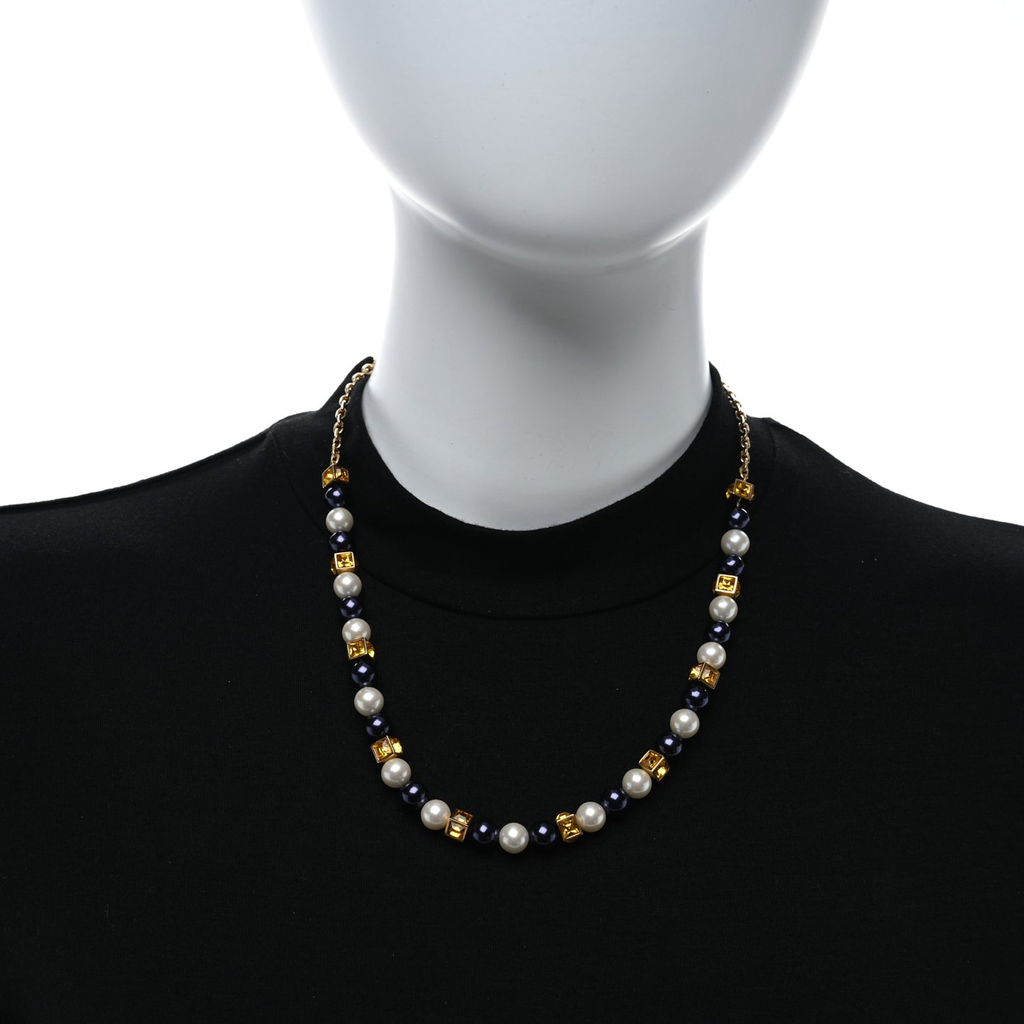 Pearl Crystal Cry Me A River Short Necklace