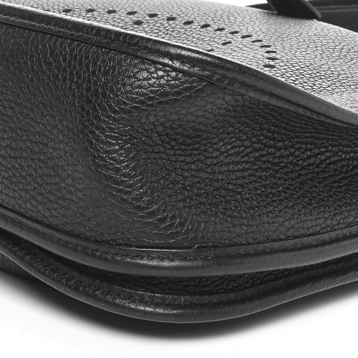 Taurillon Clemence Evelyne III PM Black