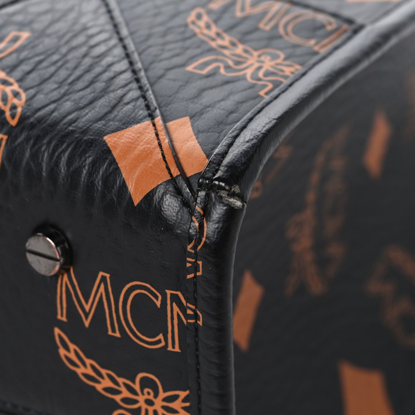 Visetos Maxi Large Munchen Tote Black Cognac