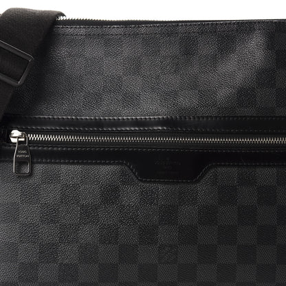 Louis Vuitton Damier Graphite Mick MM 8 of 8