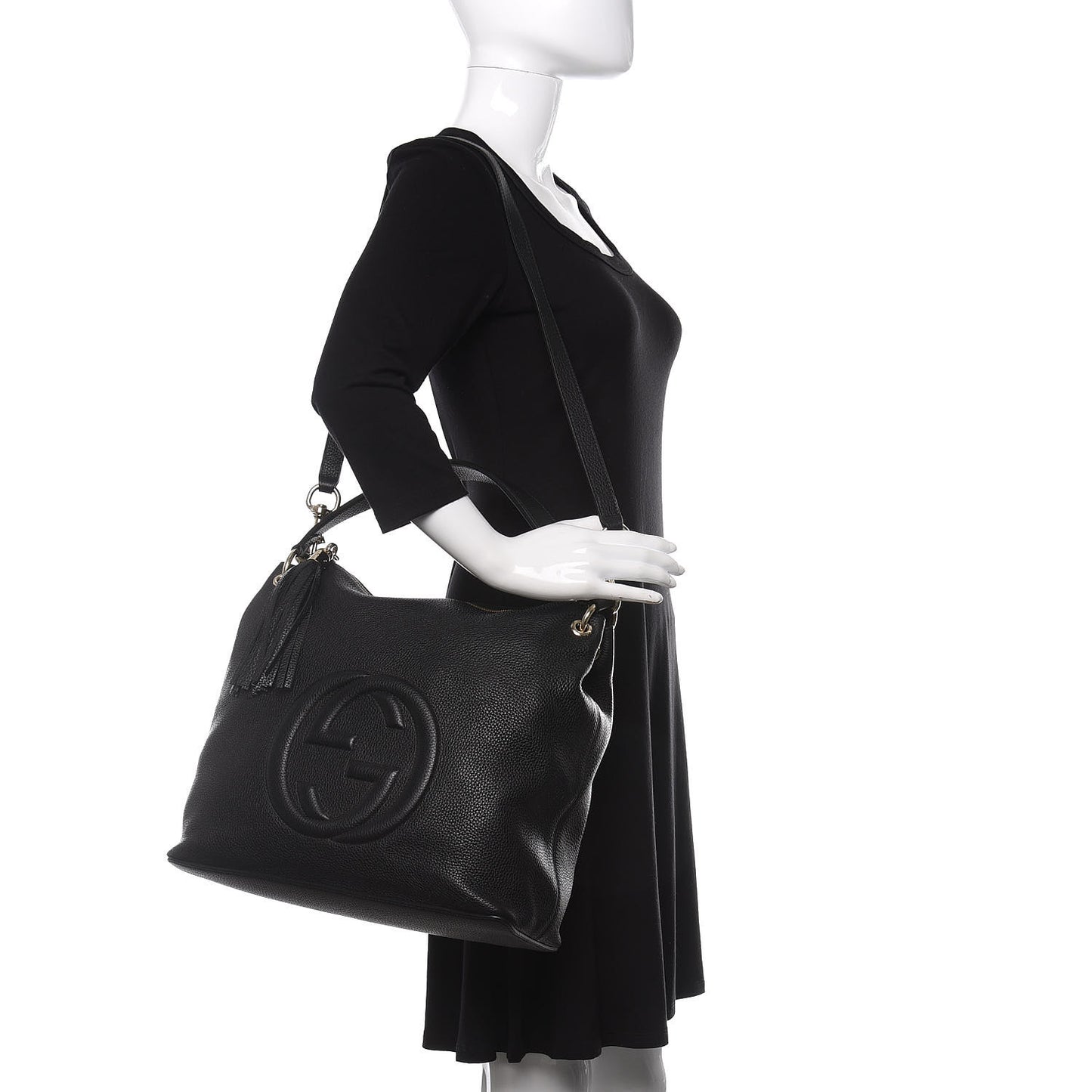Pebbled Calfskin Large Soho Hobo Black