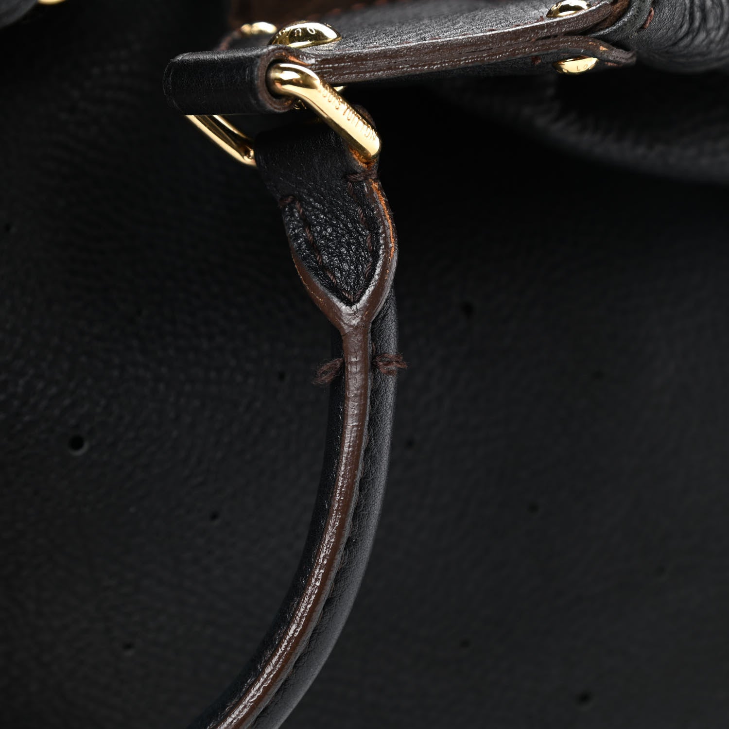 Louis Vuitton Mahina XL Black 18 of 20