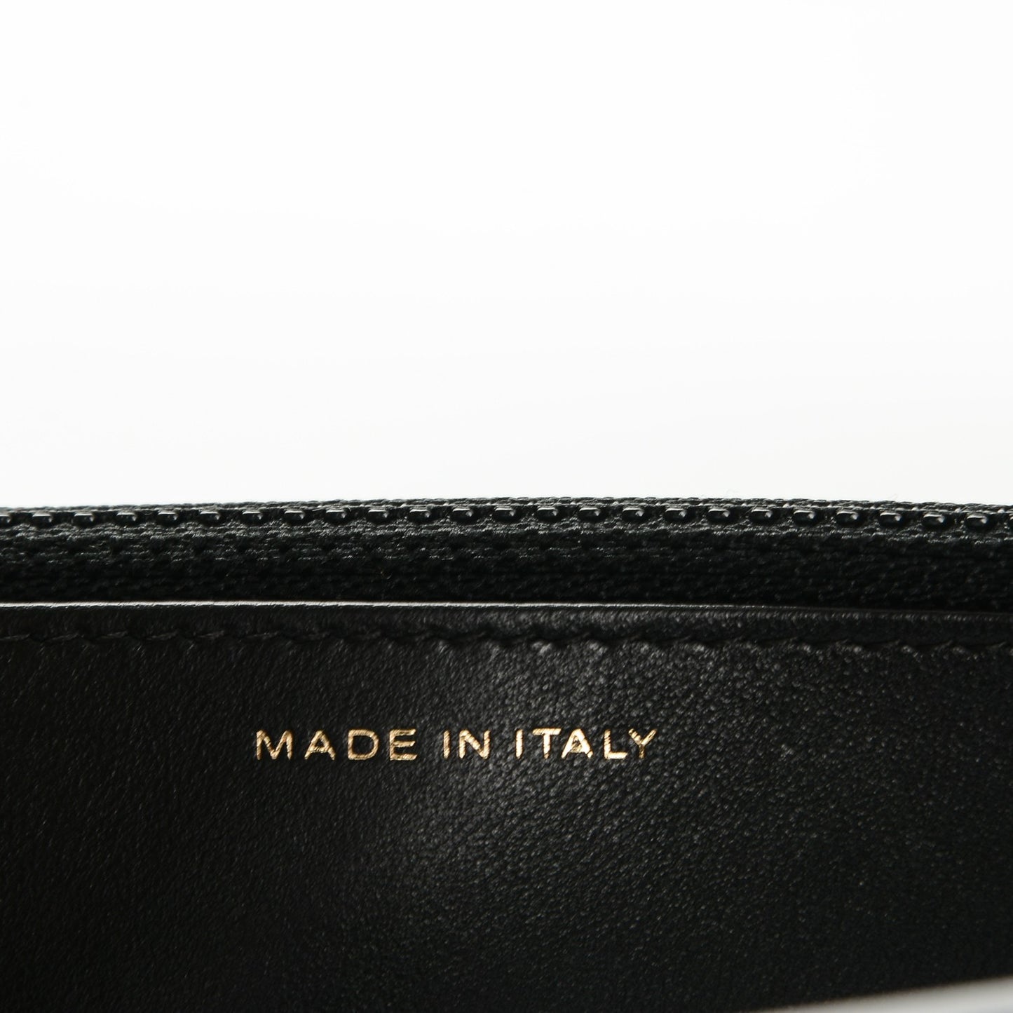 Velvet Quilted Wallet On Chain WOC Black
