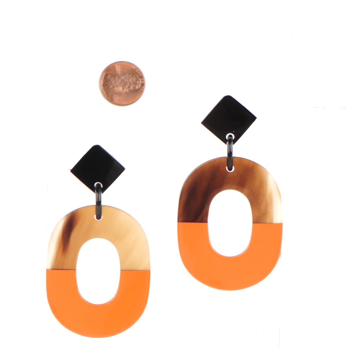 Buffalo Horn Lacquered Wood Isthme Earrings Orange