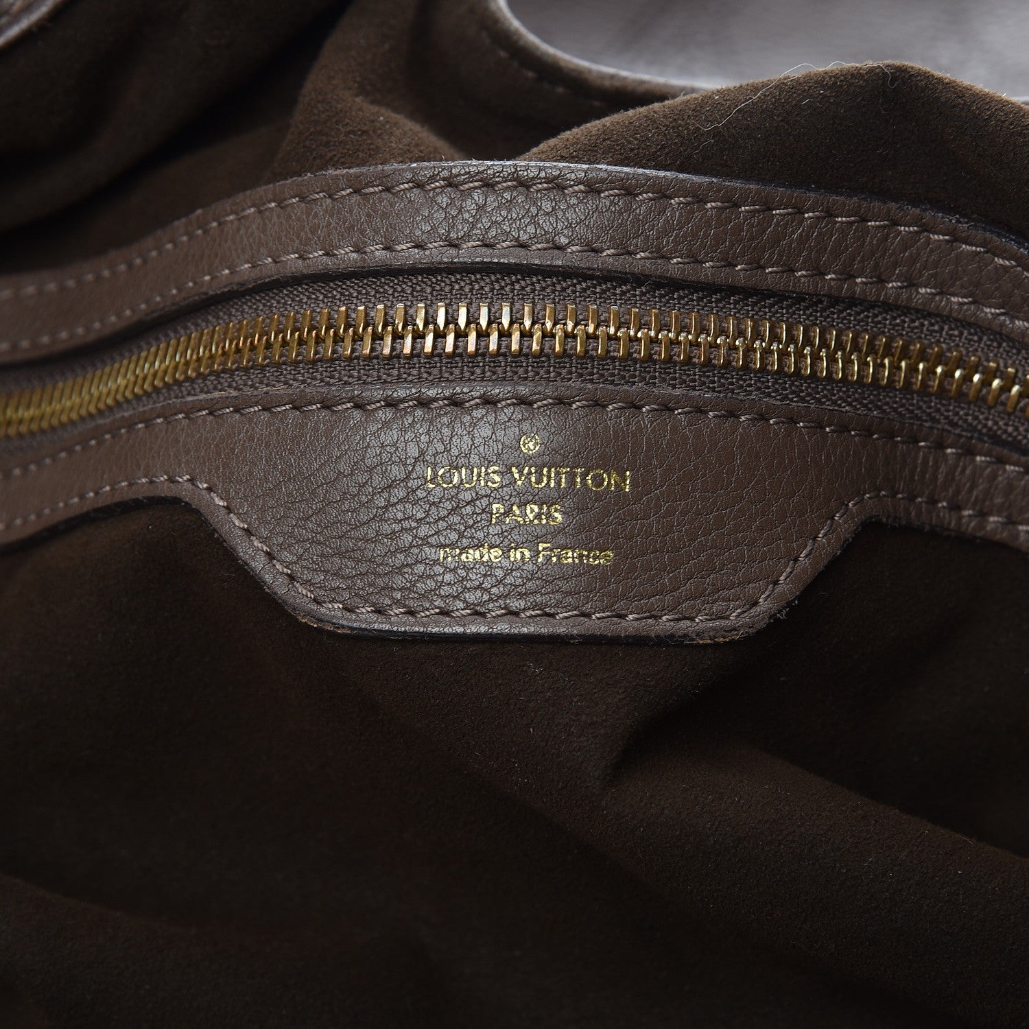 Louis Vuitton Mahina XL Elephant Gris 6 of 11