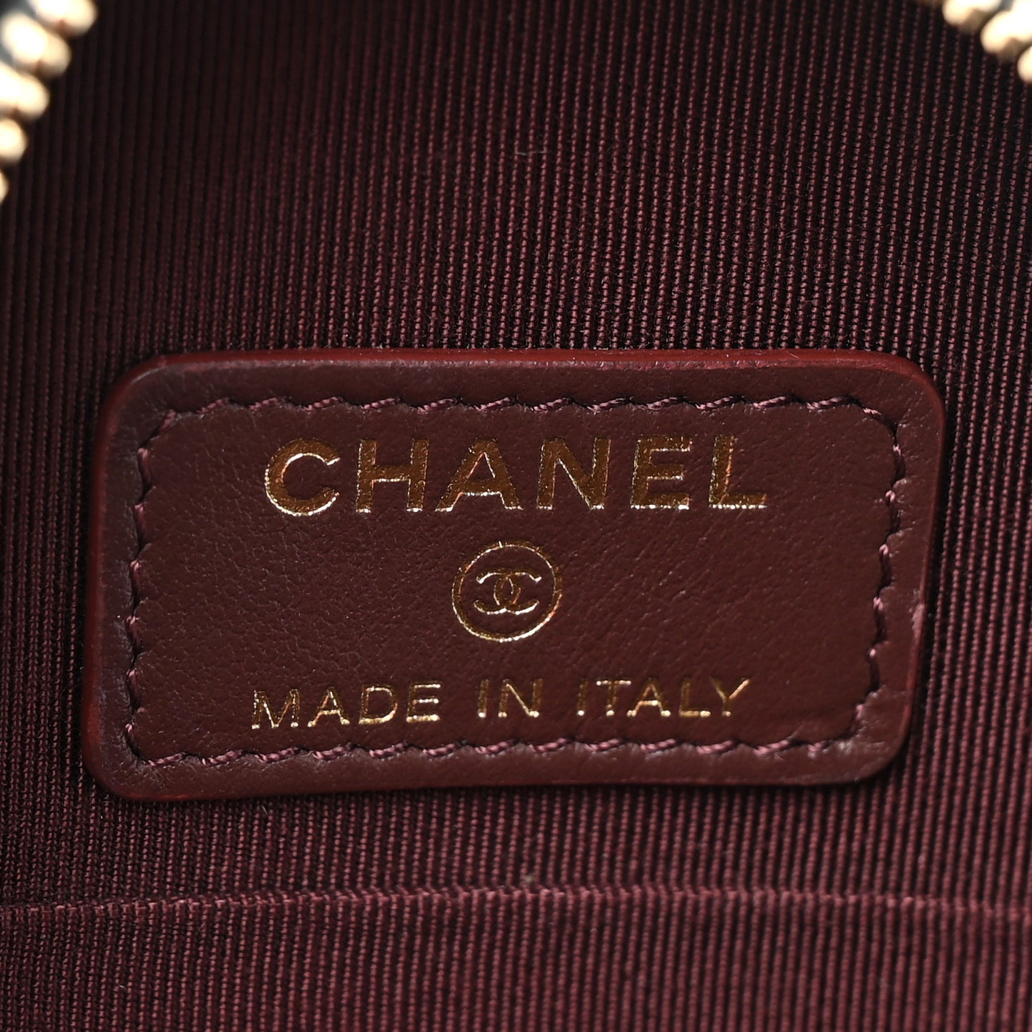 Caviar Quilted Round Clutch With Chain Black