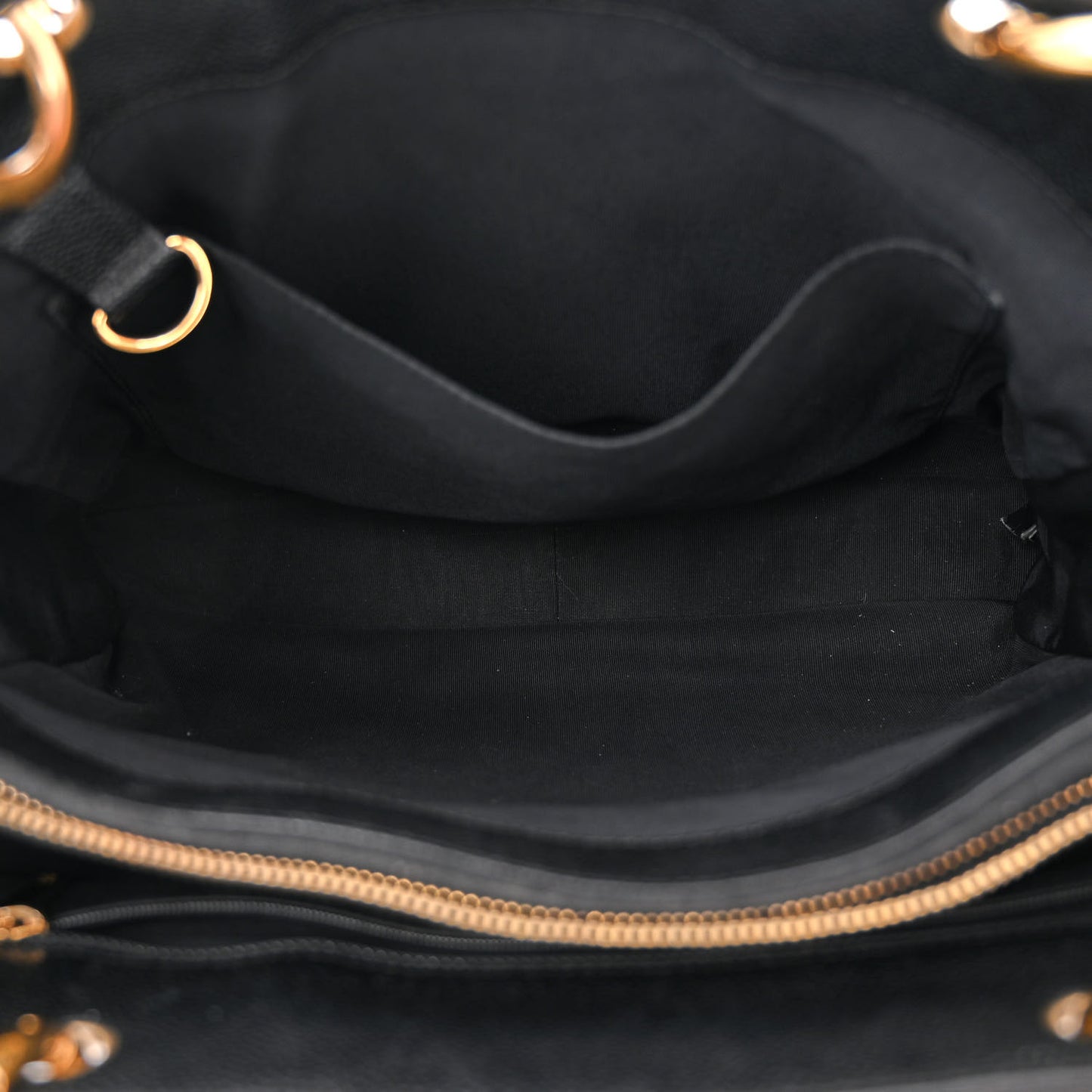 Caviar Quilted Grand Shopping Tote GST Black