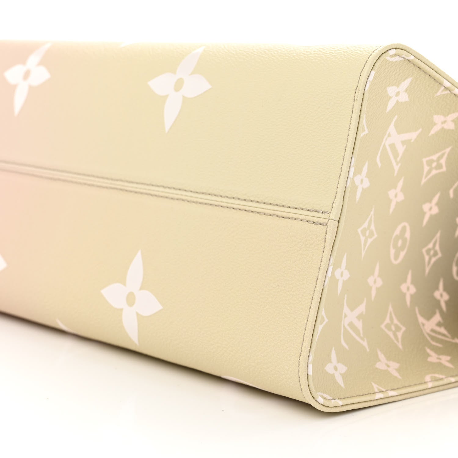 Louis Vuitton Monogram Giant Spring In The City OnTheGo MM Sunset Kaki 9 of 10