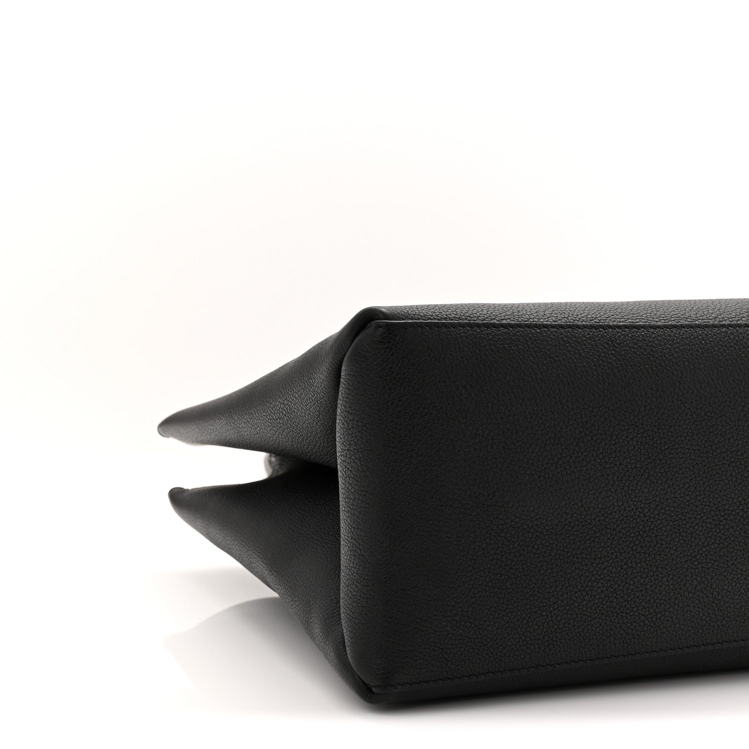 Louis Vuitton Grained Calfskin Lockme Shopper Black 8 of 9