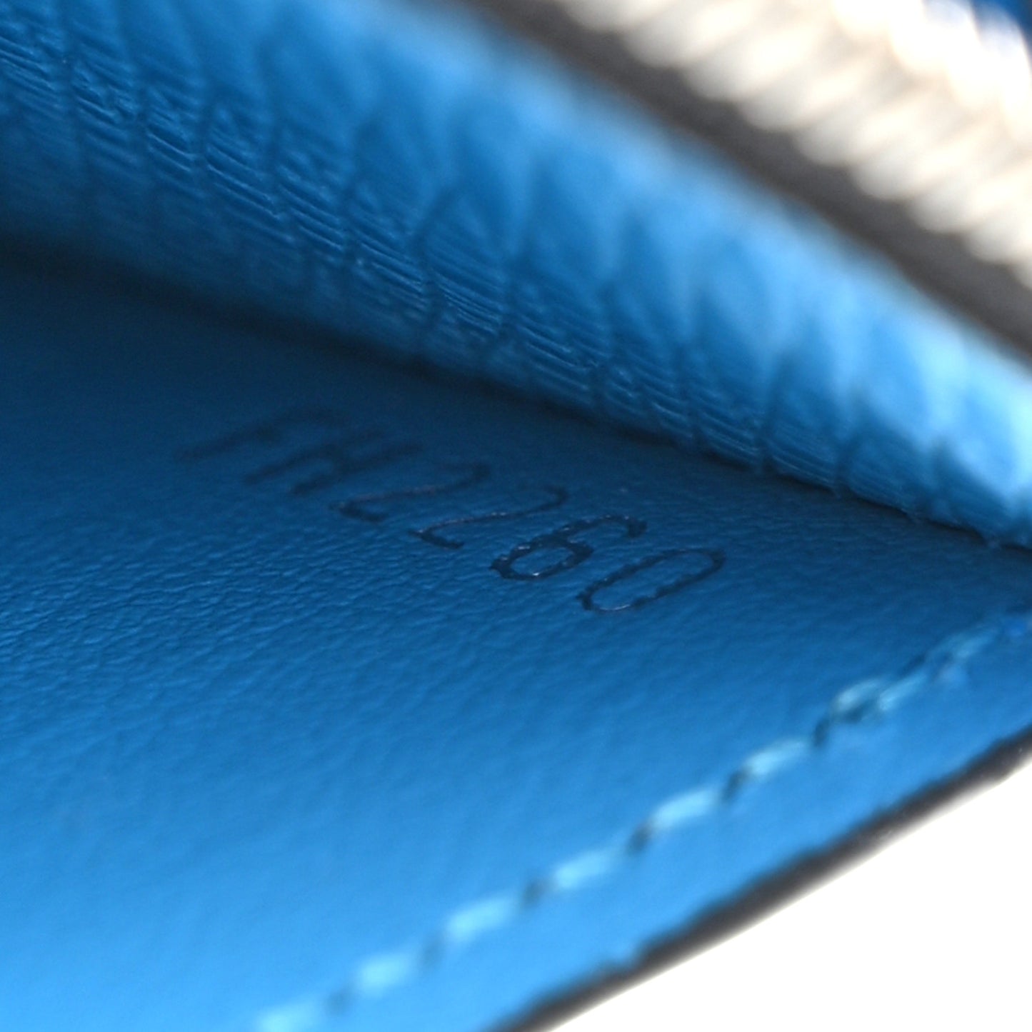 Taigarama Coin Card Holder Blue Lagoon