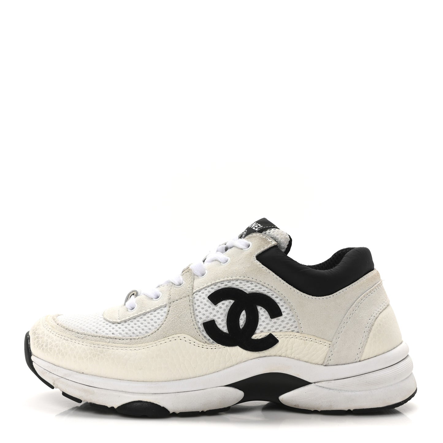 Mesh Suede Calfskin Grained Calfskin Womens CC Sneakers 39 White Black