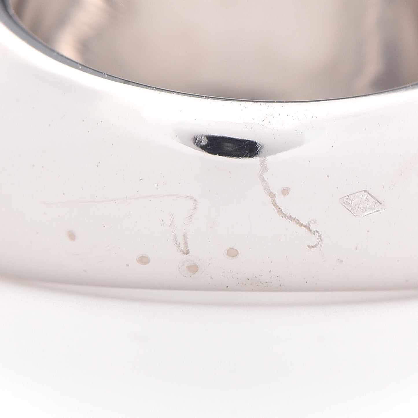 18K White Gold Nouvelle Vague Dome Ring 54 6.75
