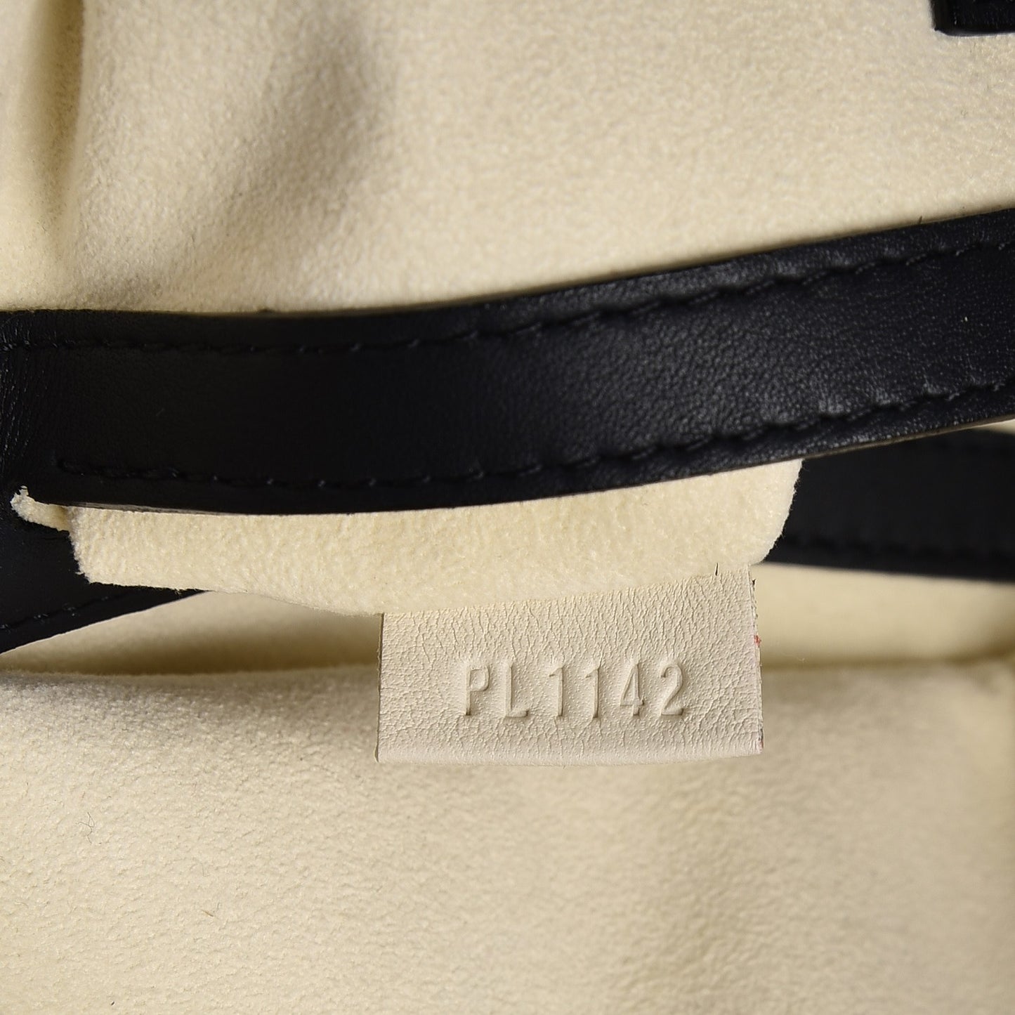 Calfskin Suship North South Speedy Navy White