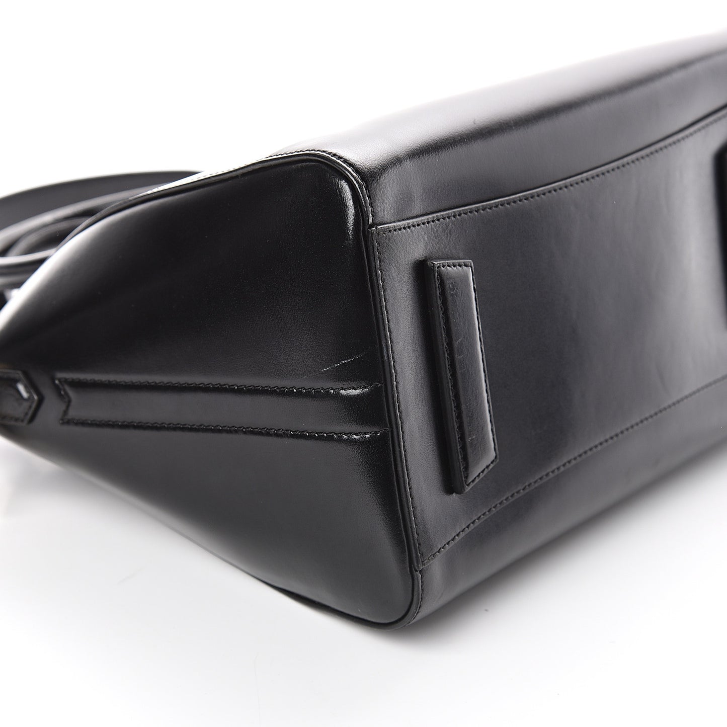 Shiny Lord Calfskin Small Antigona Black