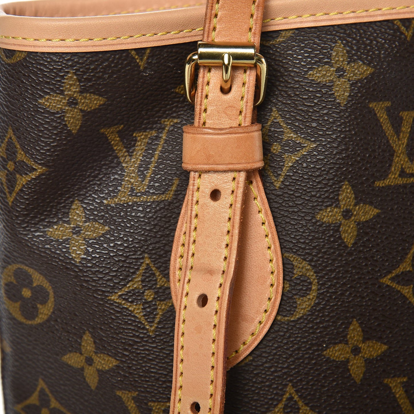 Monogram Petit Bucket 23