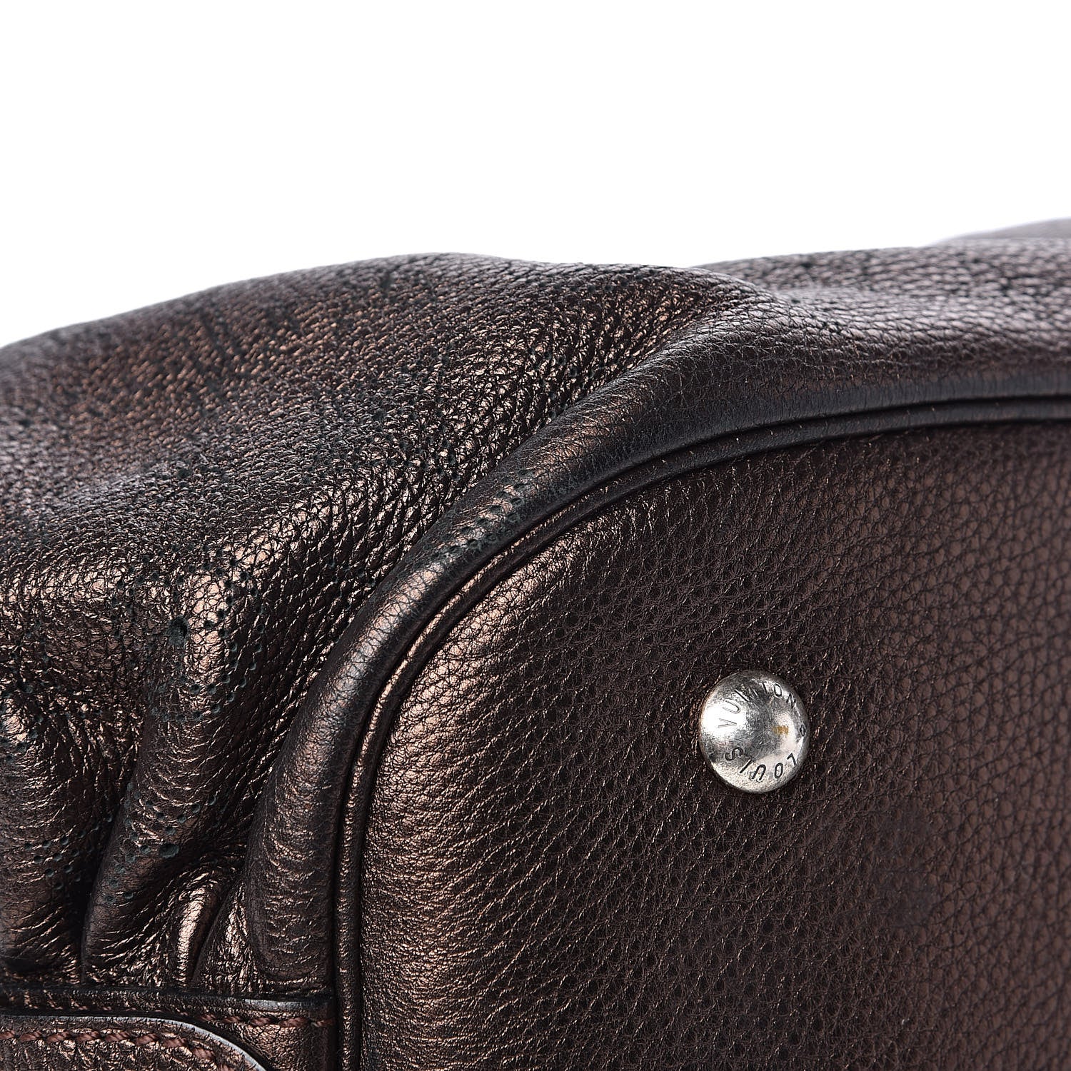 Louis Vuitton Mahina L Mordore 13 of 17