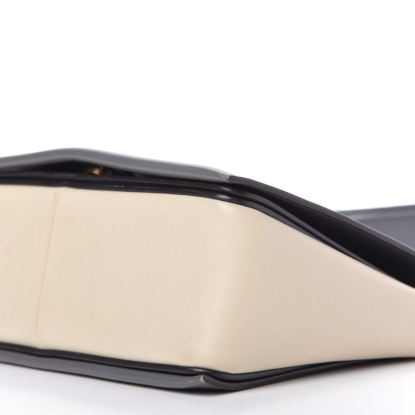 Shiny Smooth Calfskin Medium Frame Shoulder Bag Grey Storm