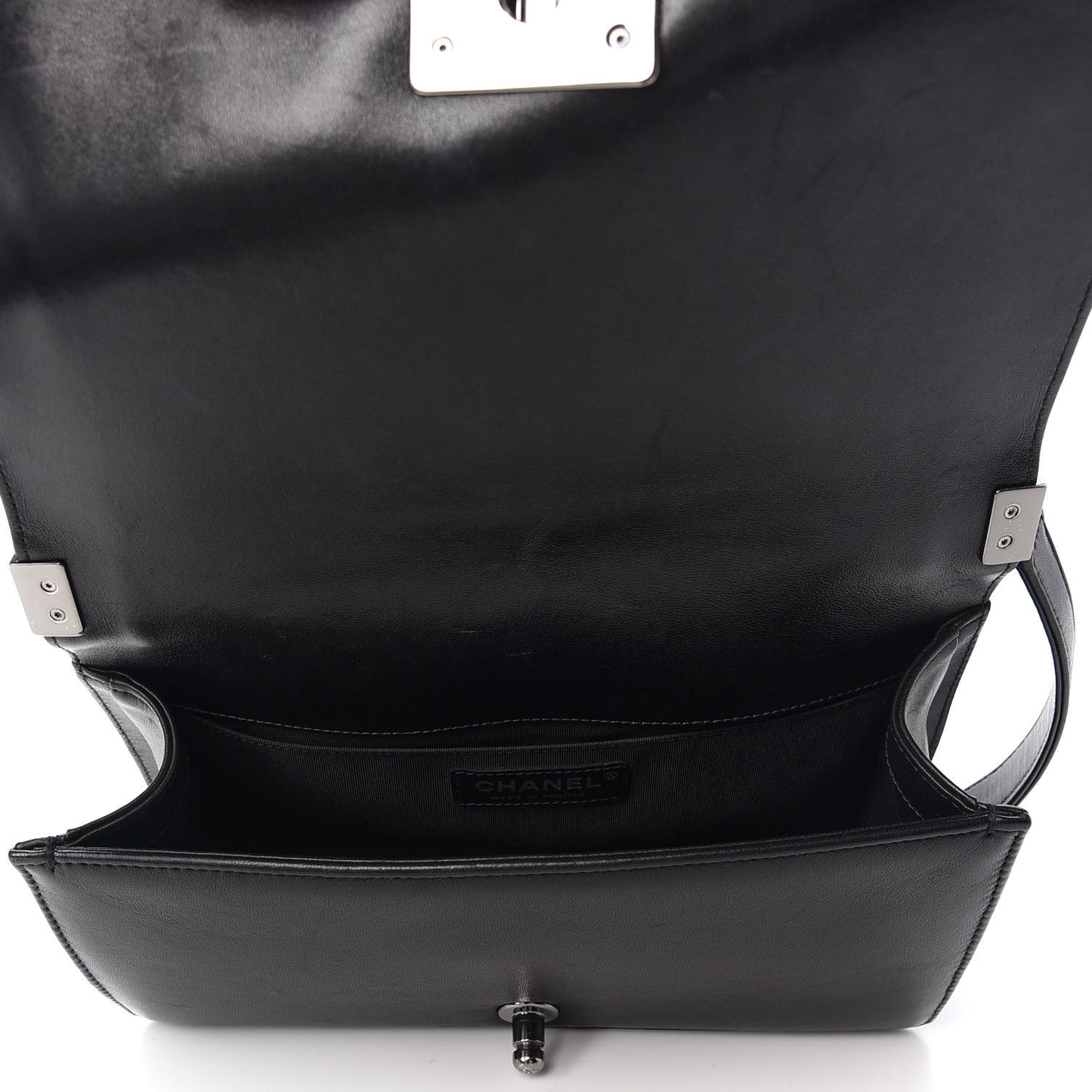 Lambskin Chevron Quilted Medium Boy Flap Black