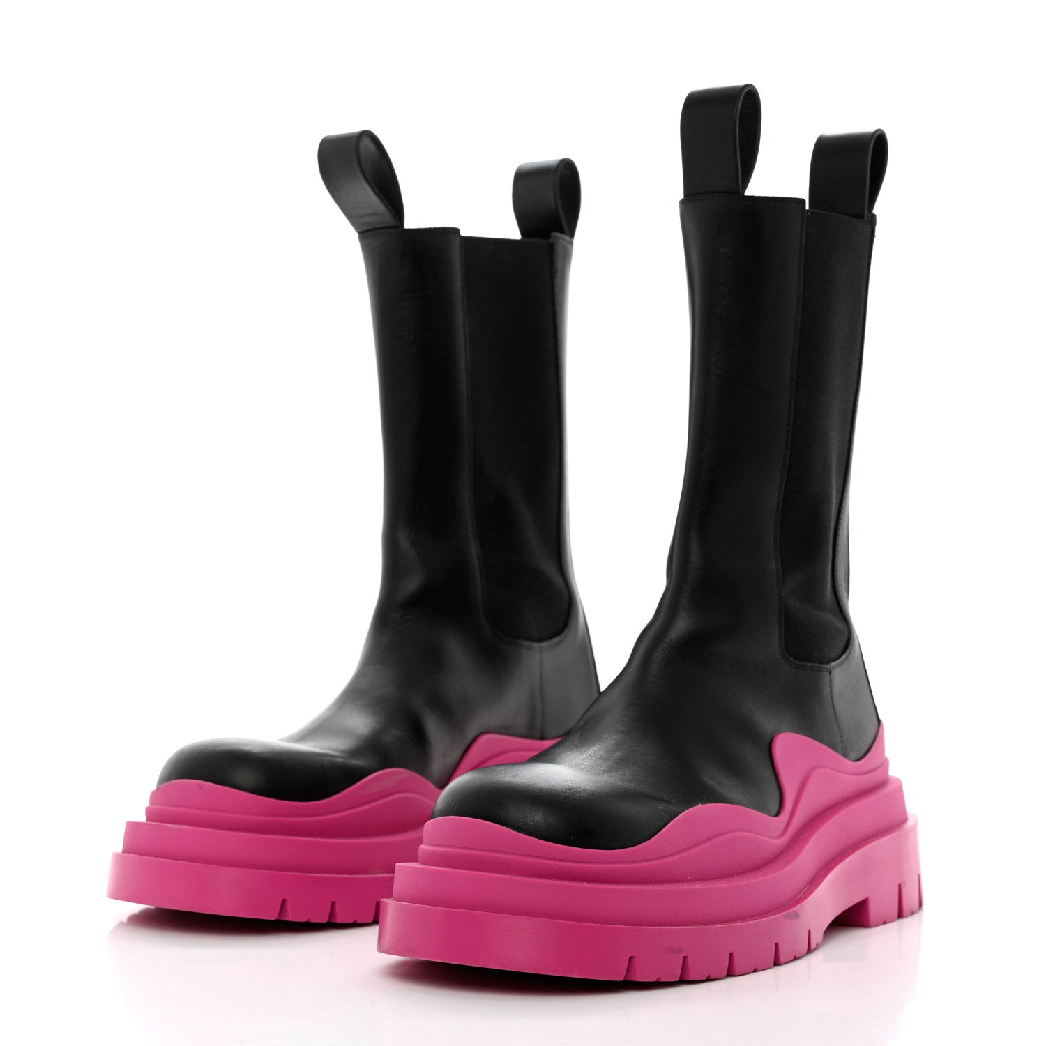 Bottega Veneta Calfskin The Tire Chelsea Boots 37 Black Hollyhock 3 of 8
