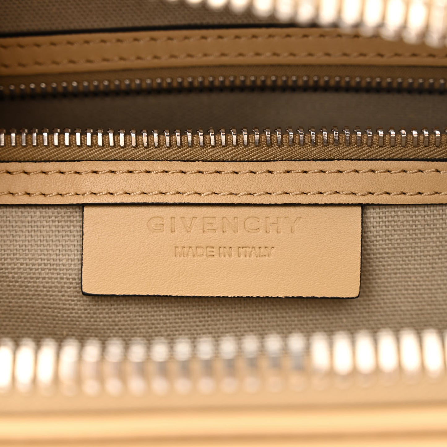 Calfskin Embroidered Logo Small Antigona Beige Camel