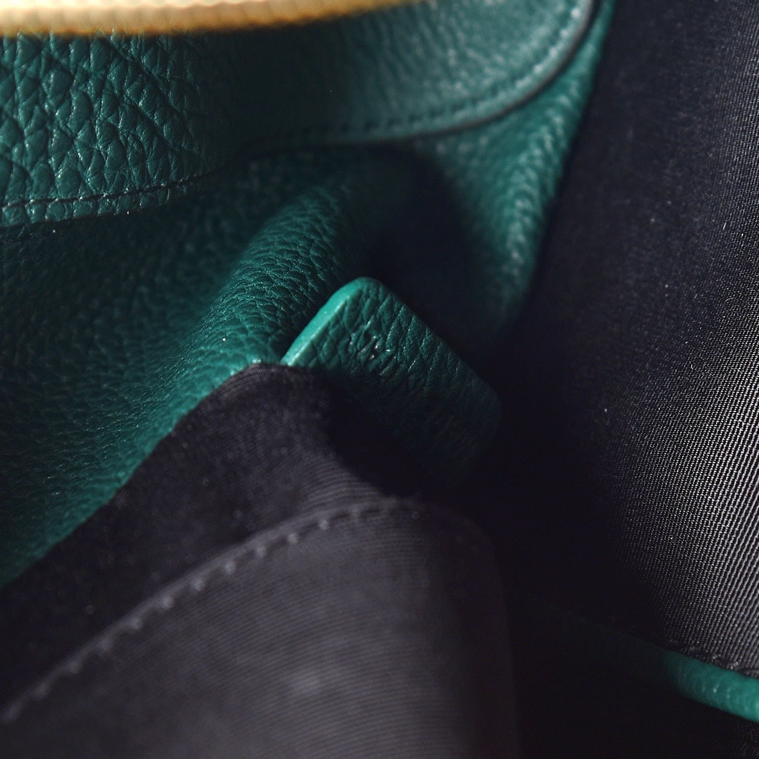 Burberry Grain Calfskin Patent Small The Bee Top Handle Green 7 of 13