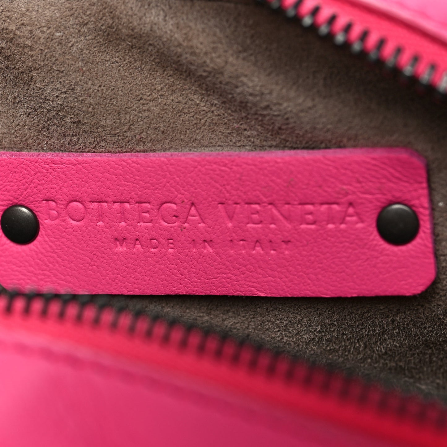 Nappa Intrecciato Belt Bag Rosa Shock