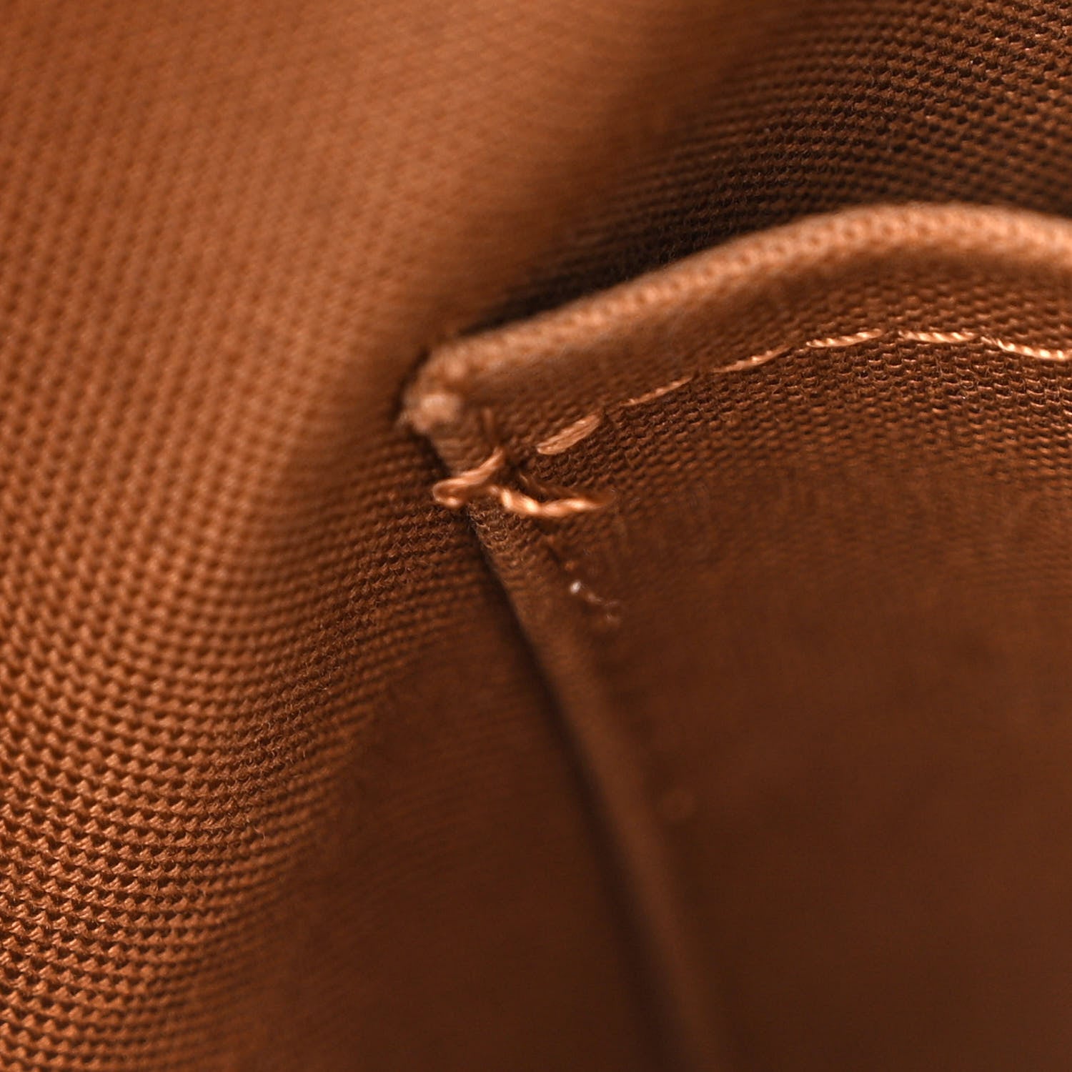 Louis Vuitton Monogram Totally MM 7 of 13