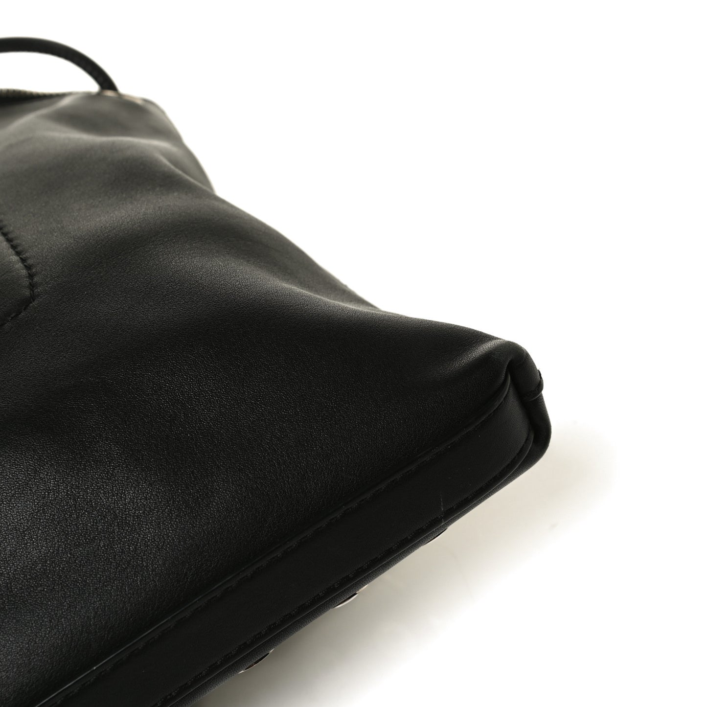 Calfskin Medium Eyelet Hobo Black