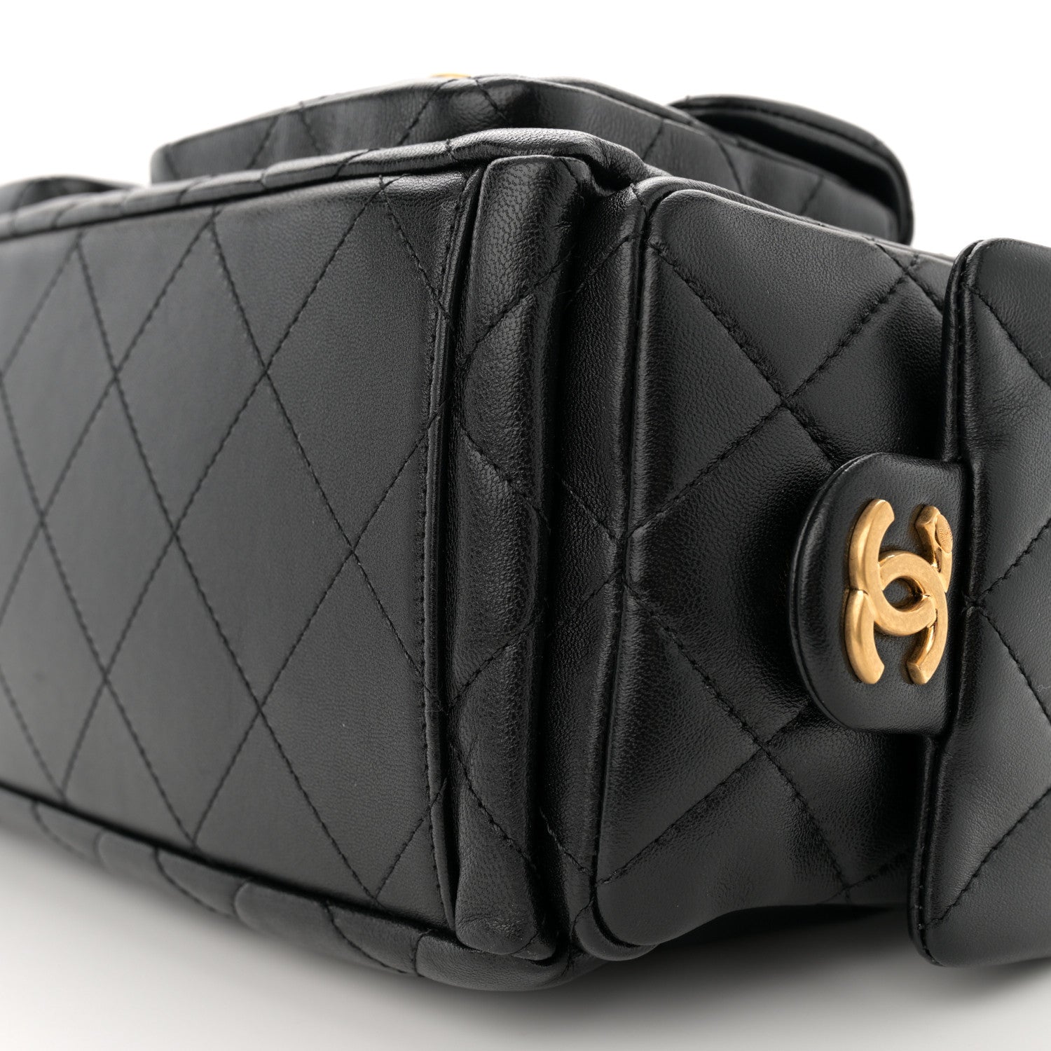 Chanel Shiny Lambskin Quilted Trendy Pockets Hobo Black 10 of 11
