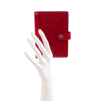 Louis Vuitton Vernis Small Ring Cover Agenda Pomme D'Amour 2 of 7