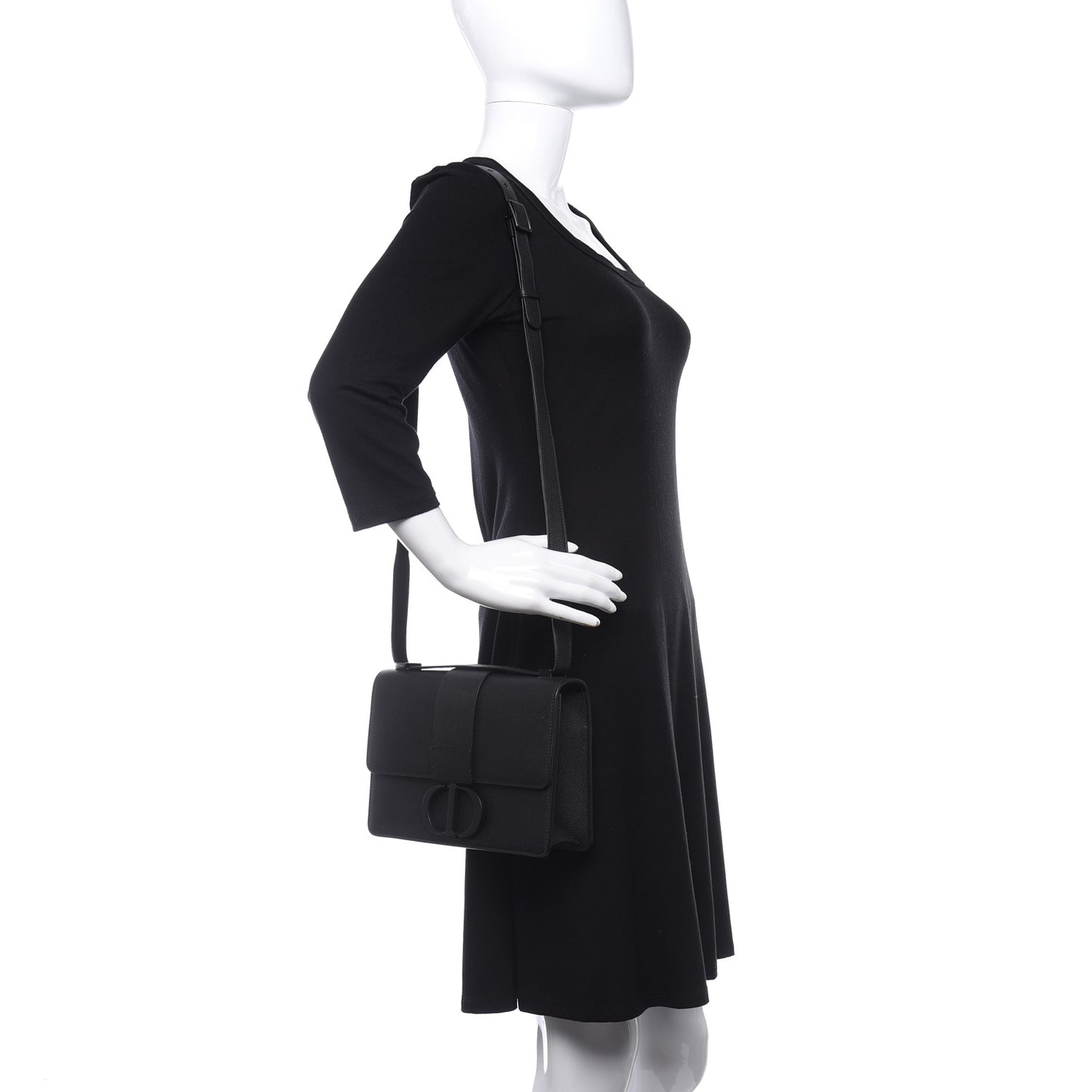 Ultra Matte Grained Calfskin 30 Montaigne Flap Bag Black