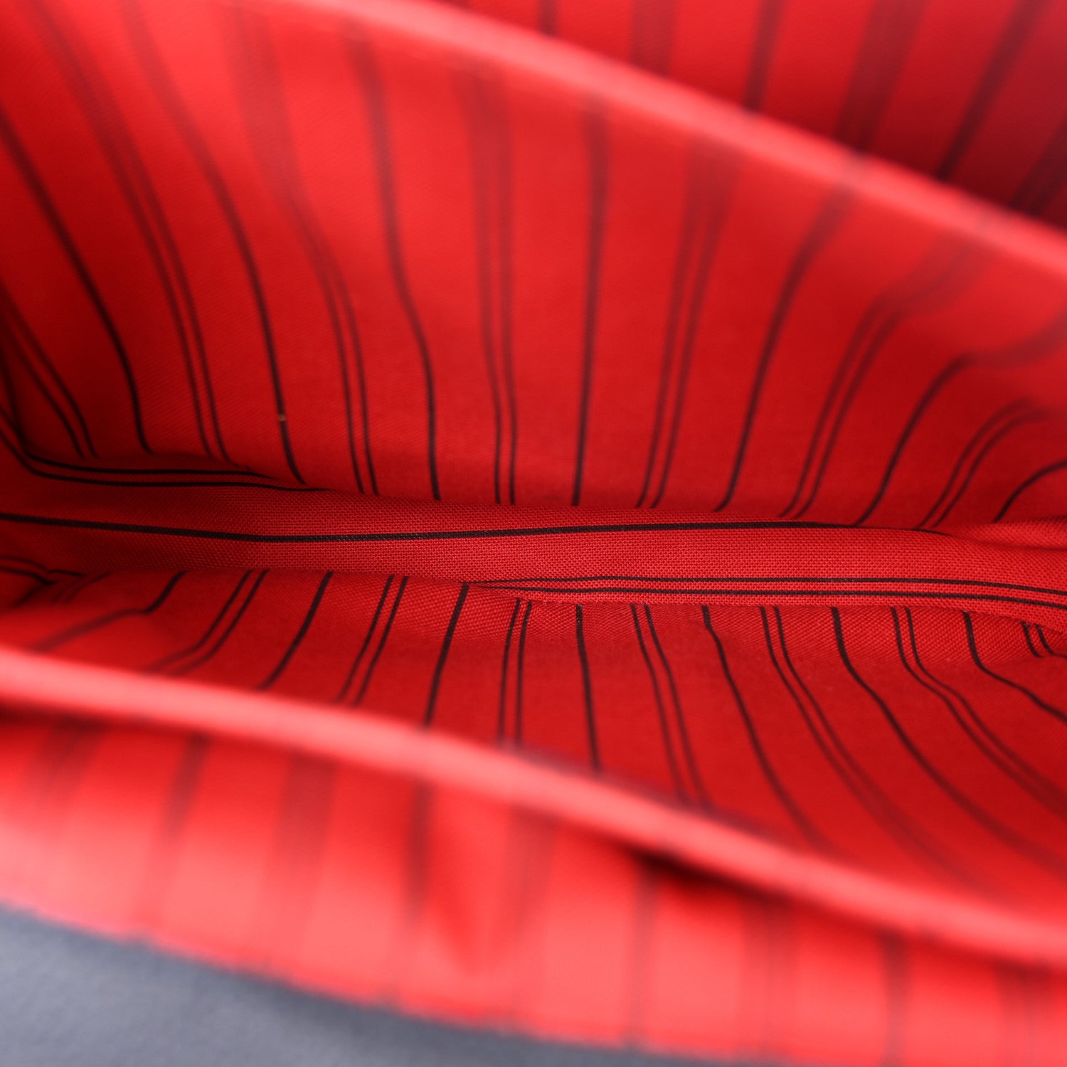 Louis Vuitton Empreinte Pochette Metis Marine Rouge 5 of 13