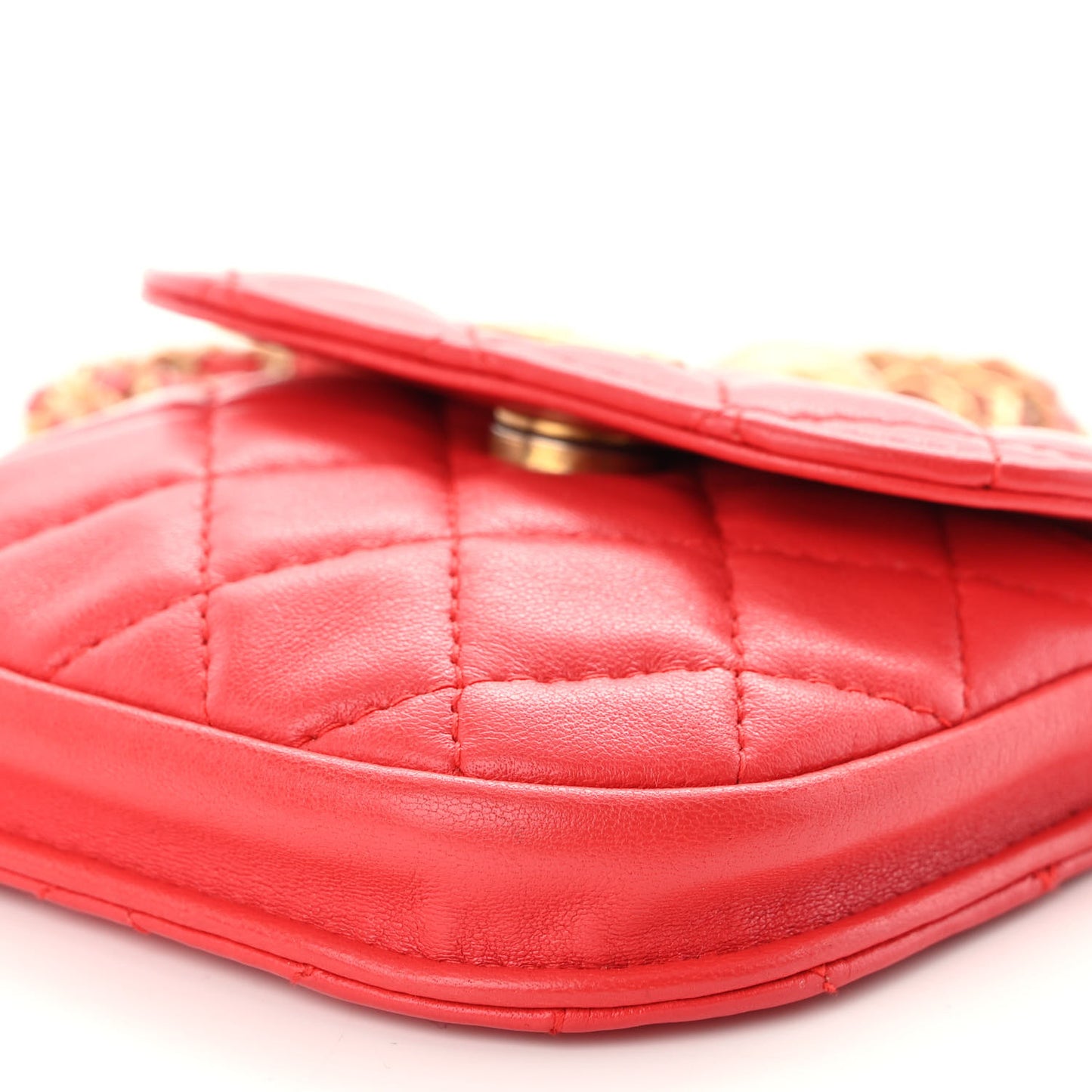 Lambskin Quilted Pearl Crush Waist Bag Red
