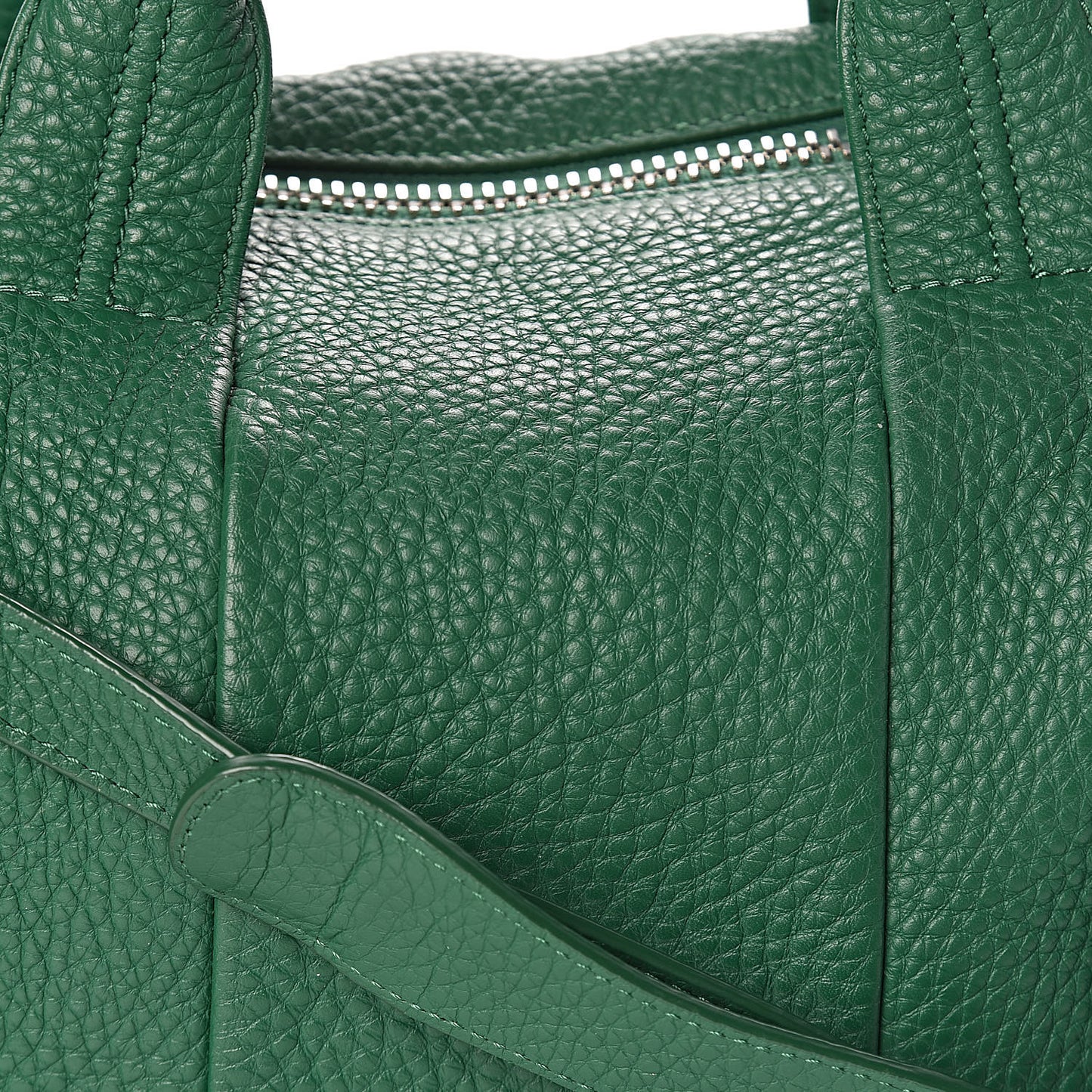 Pebbled Lambskin Rocco Vine Rhodium Hardware